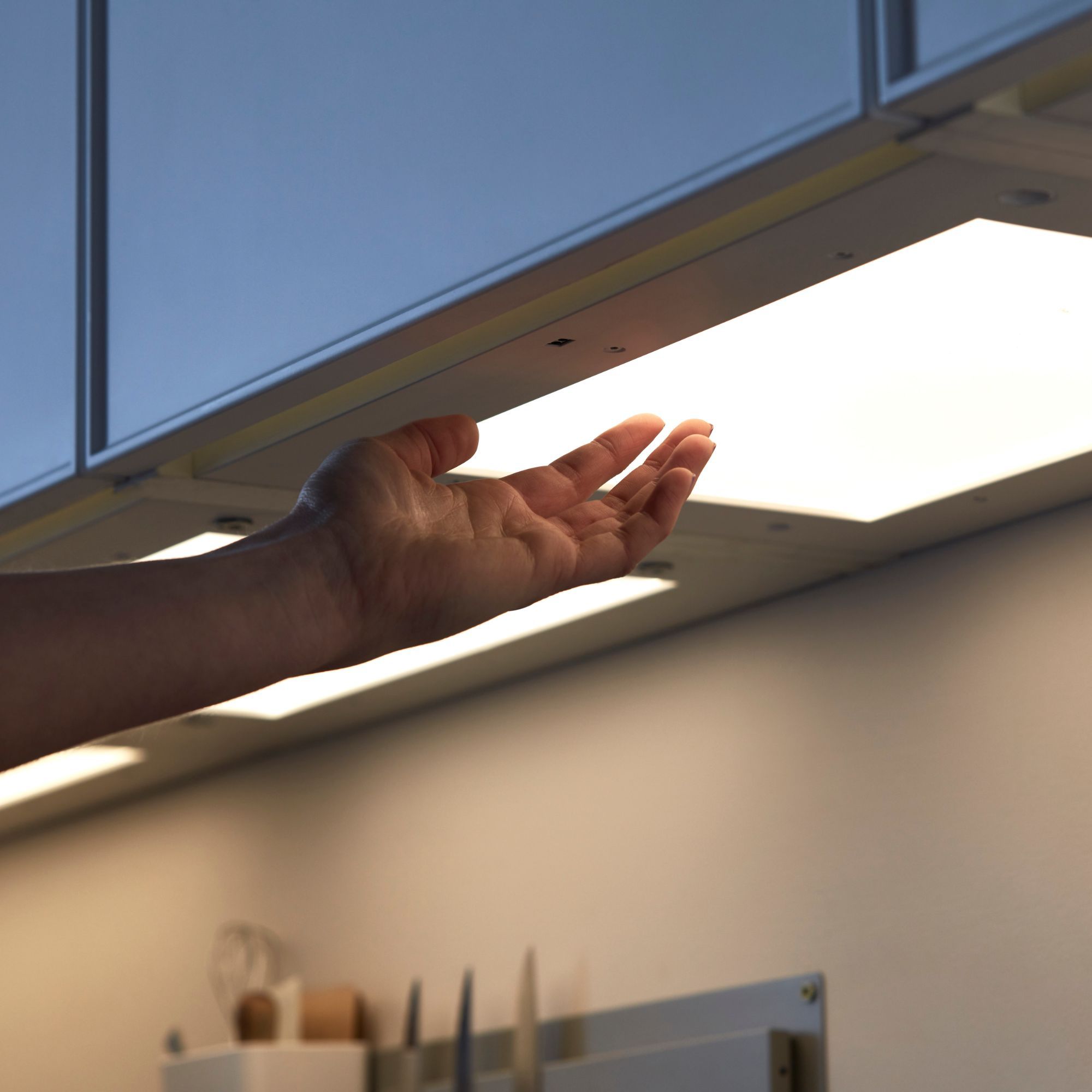 GoodHome White Under cabinet light (W)464mm