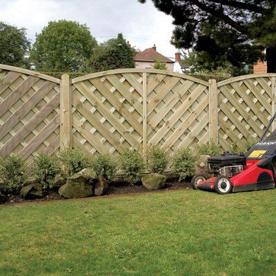 Grange St Lunair Diagonal slat 4ft Wooden Fence panel (W)1.8m (H)1.2m, Pack of 4