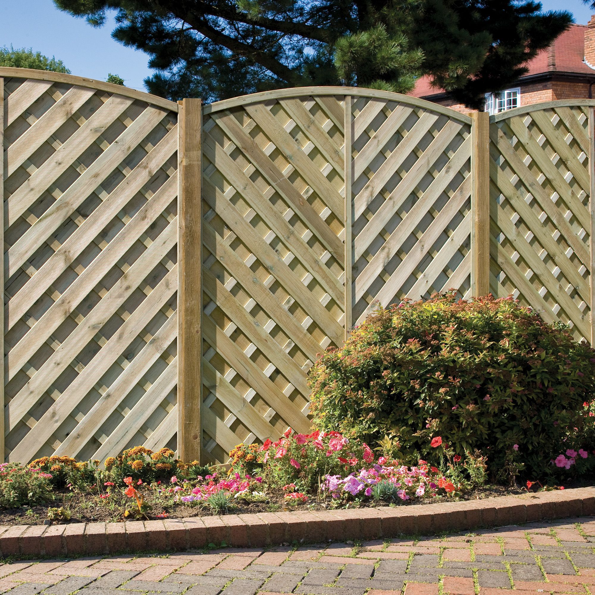 Grange St Lunair V Shape Grooved Slat Fence Panel 1.8m 1.8m, Pack Of 4 ...