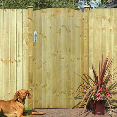 Grange Timber Gate, (H)1.8m (W)0.9m