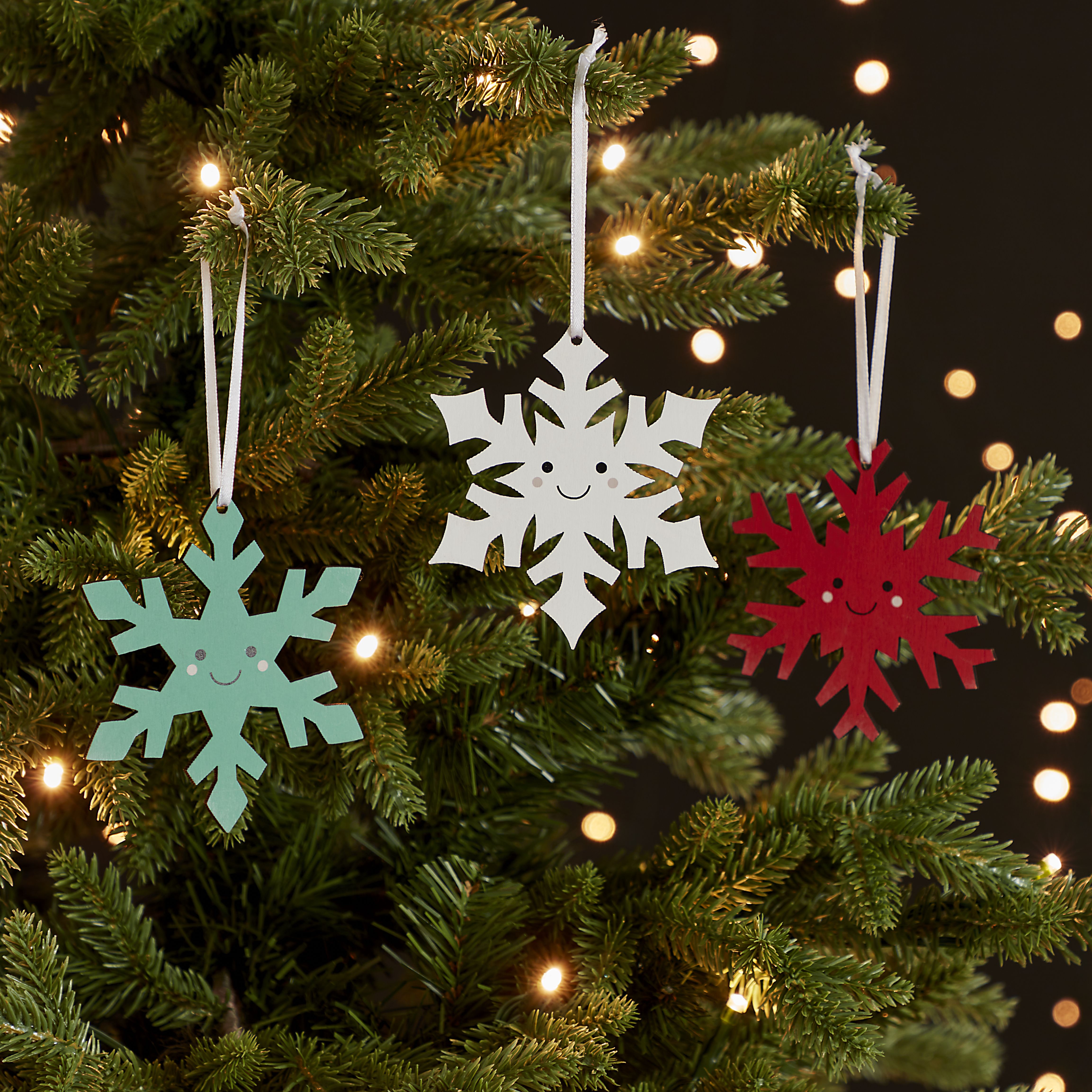Green Wood Smiley Snowflake Hanging ornament