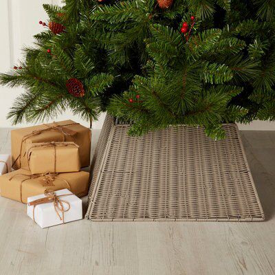 Grey Rattan effect Metal & plastic Grey Rattan Tree skirt 50cm(Dia)