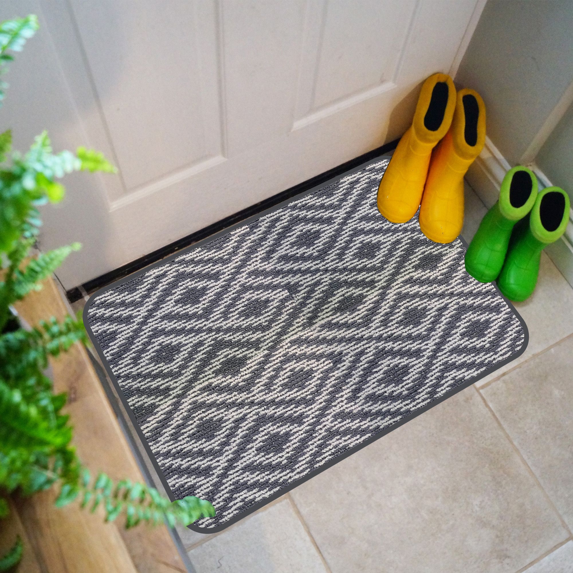 Grey & White Diamond Line Rectangular Door mat, 85cm x 57cm