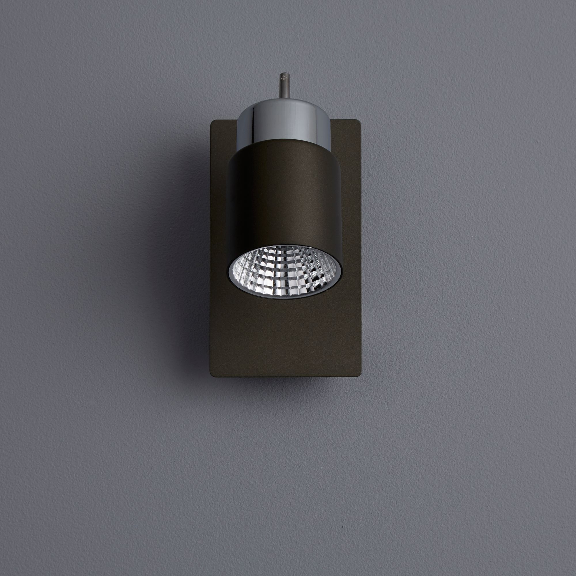 Hades Gloss Chrome effect Spotlight