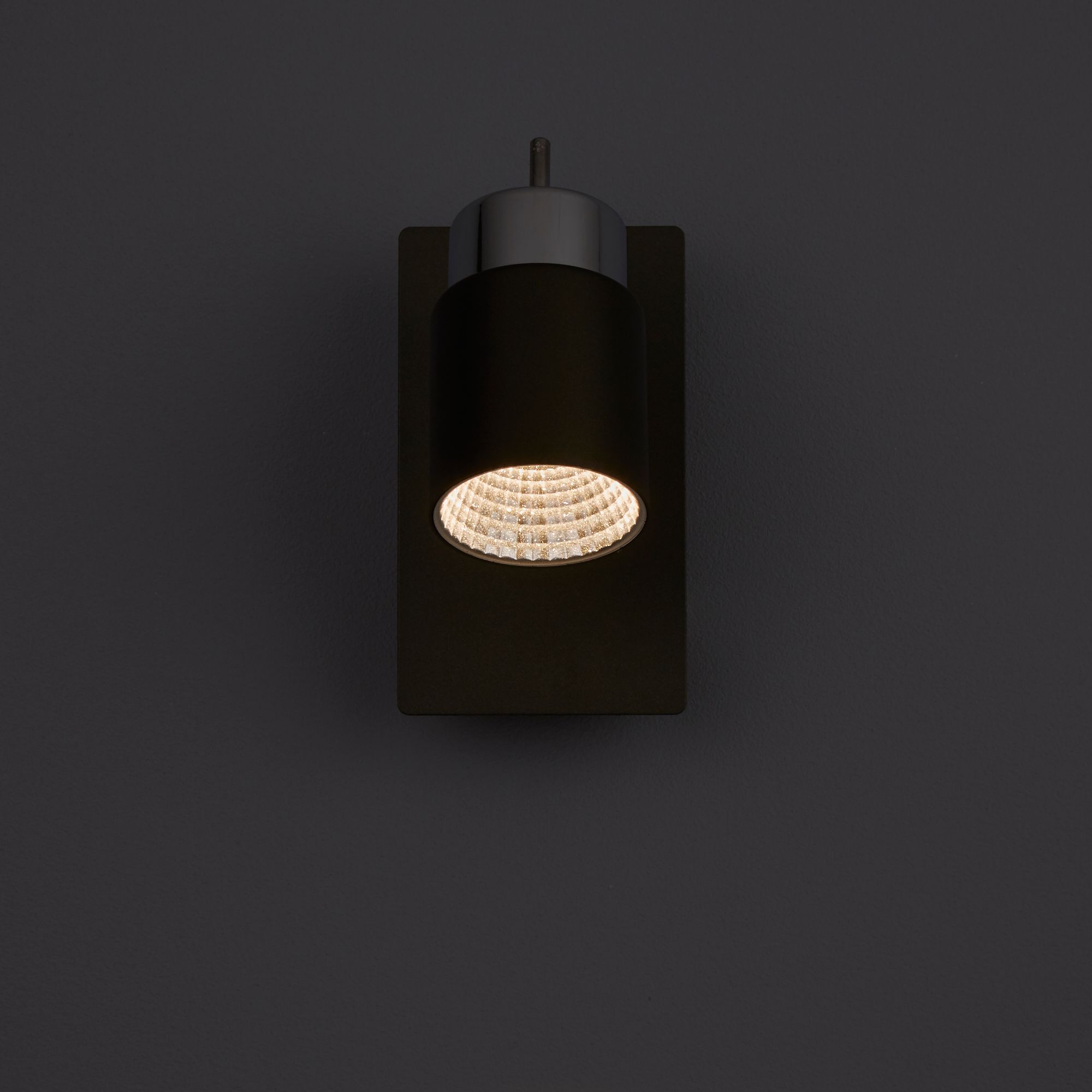 Hades Gloss Chrome effect Spotlight