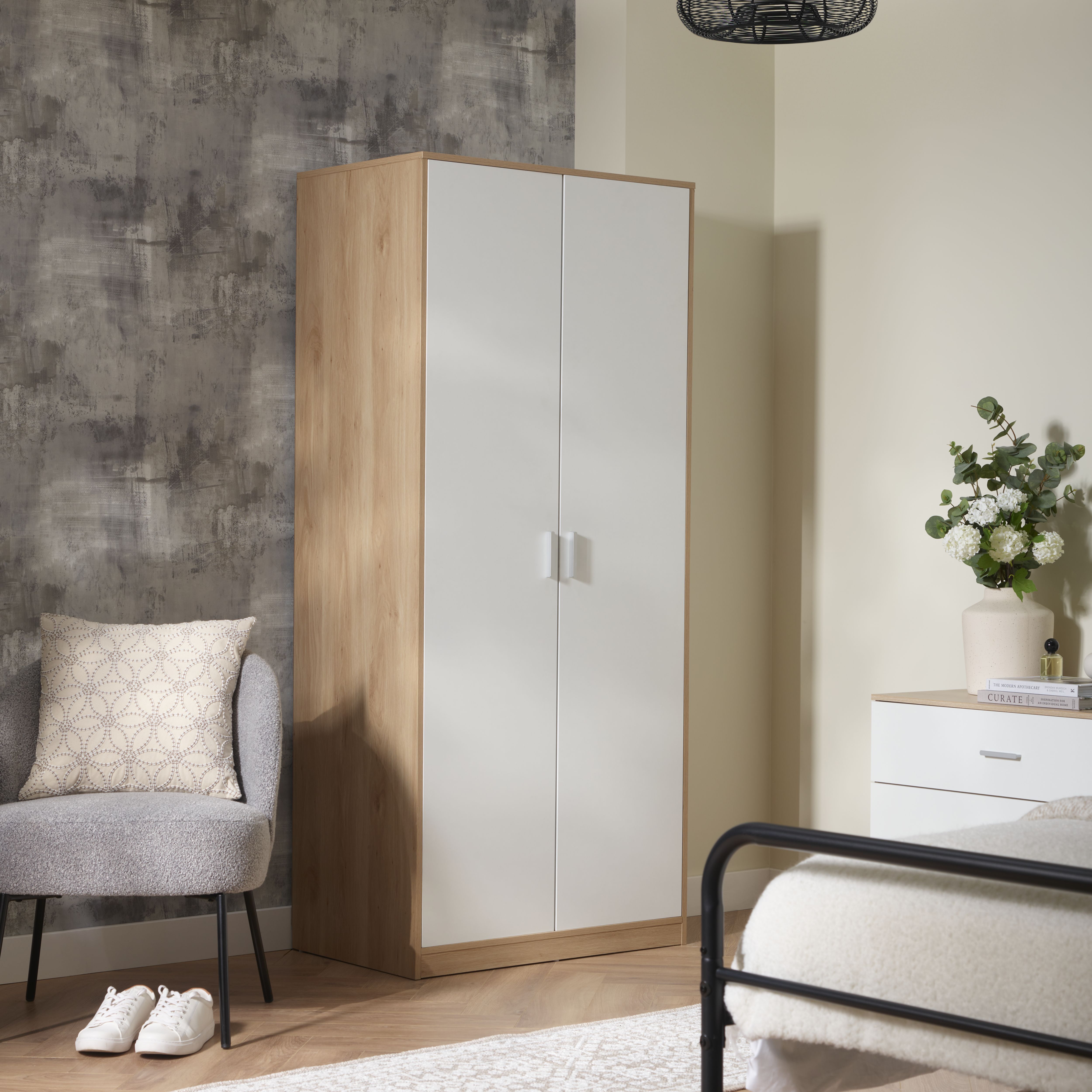 Hadwell Modern Matt white & natural oak effect MDF & particleboard Large Double Wardrobe (H)1800mm (W)785mm (D)503mm