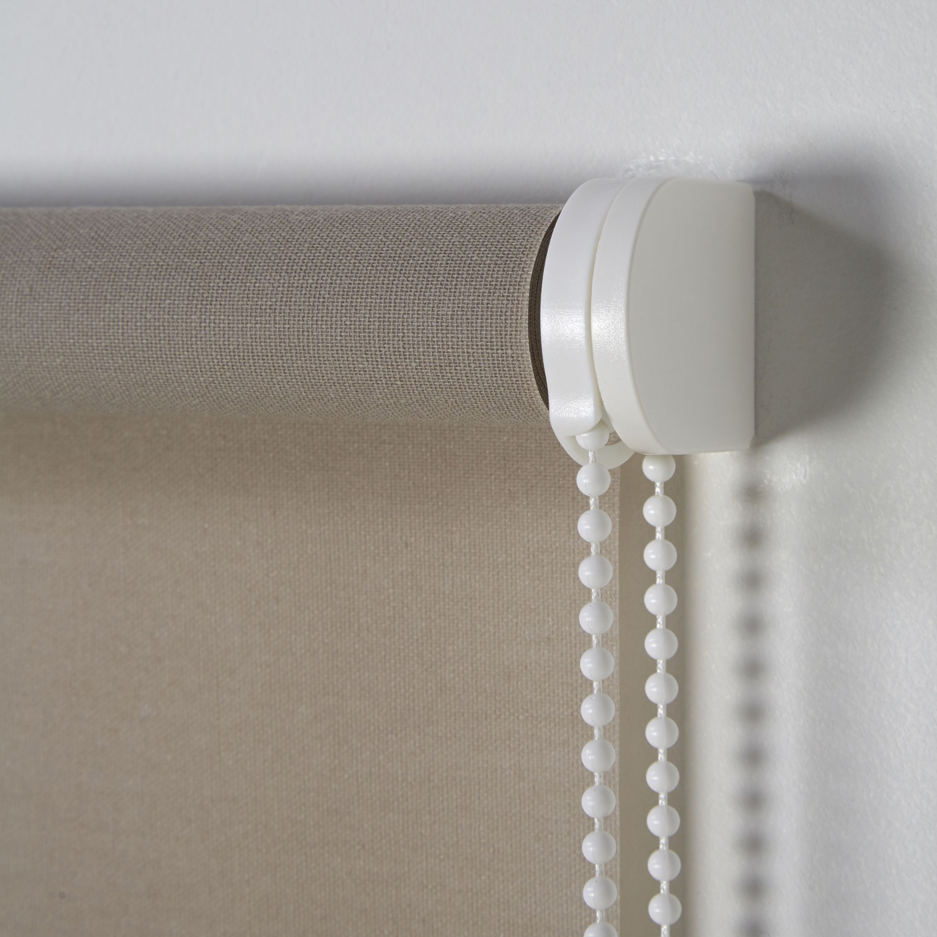 Halo Corded Natural Plain Daylight Roller Blind (W)180cm (L)180cm - 3