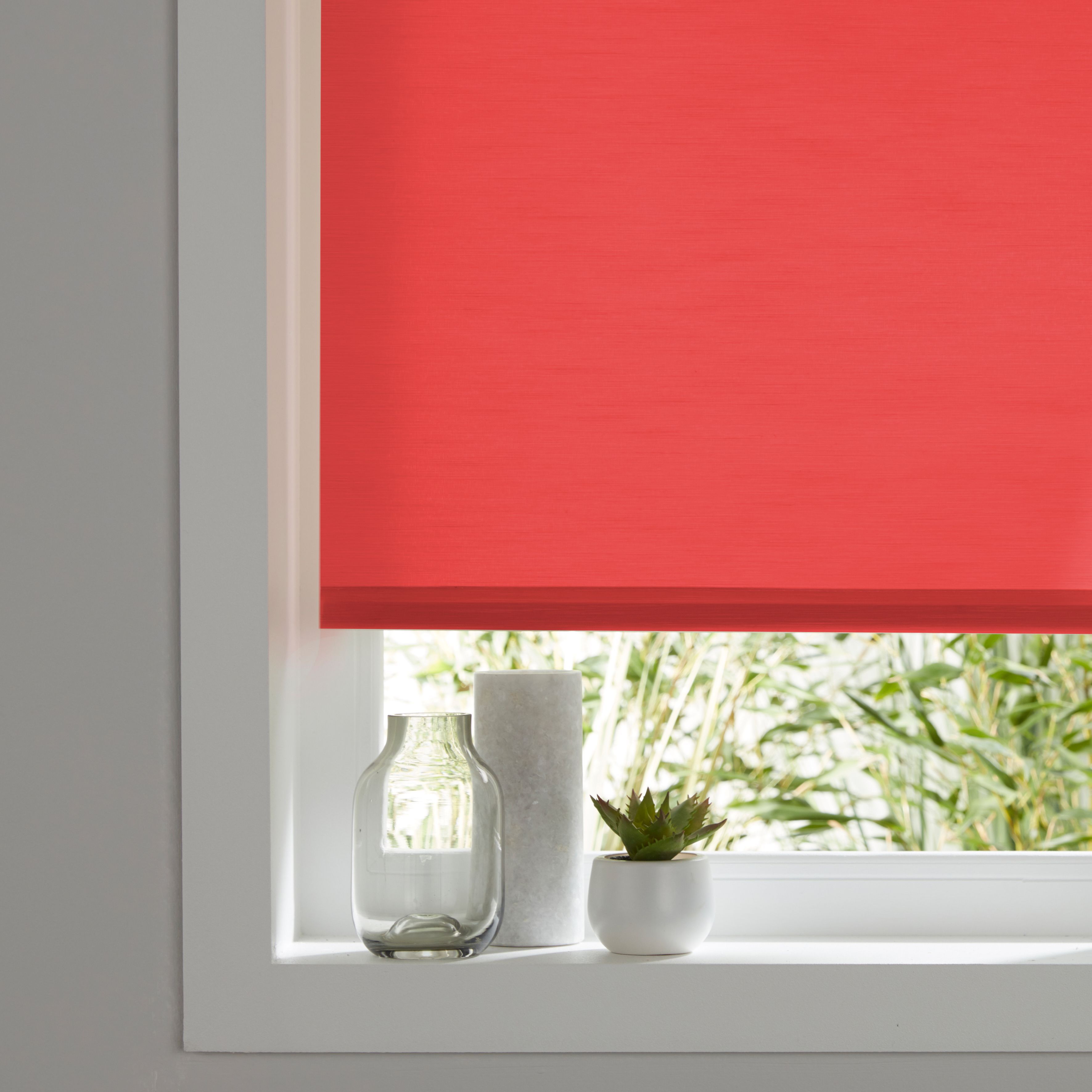 Roller on sale blinds b&q