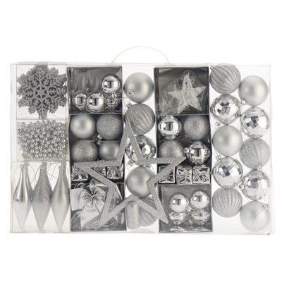 Hanging decoration set