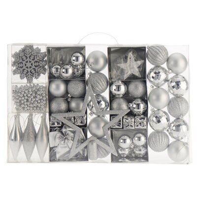 Hanging decoration set