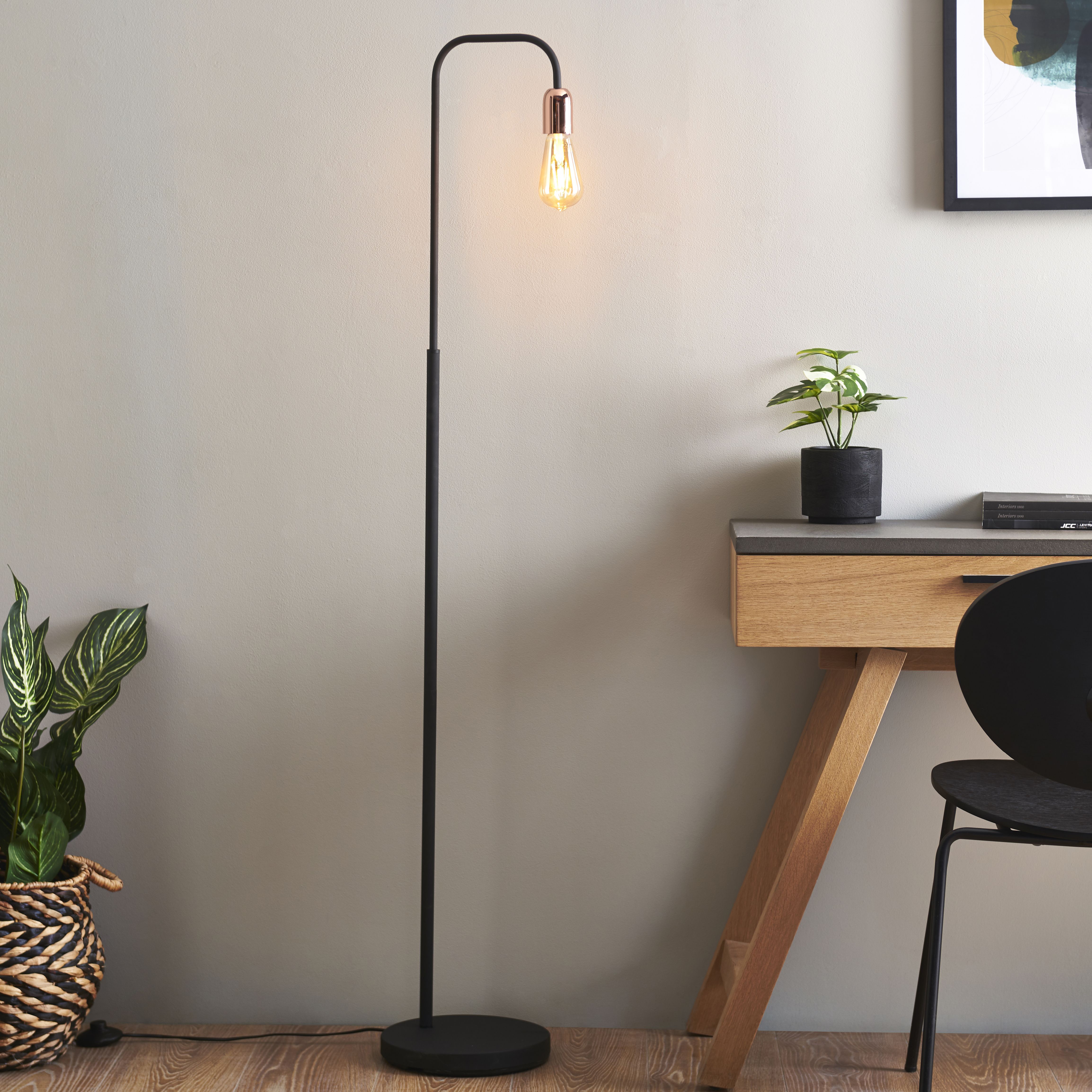 Black floor lamp deals b&q