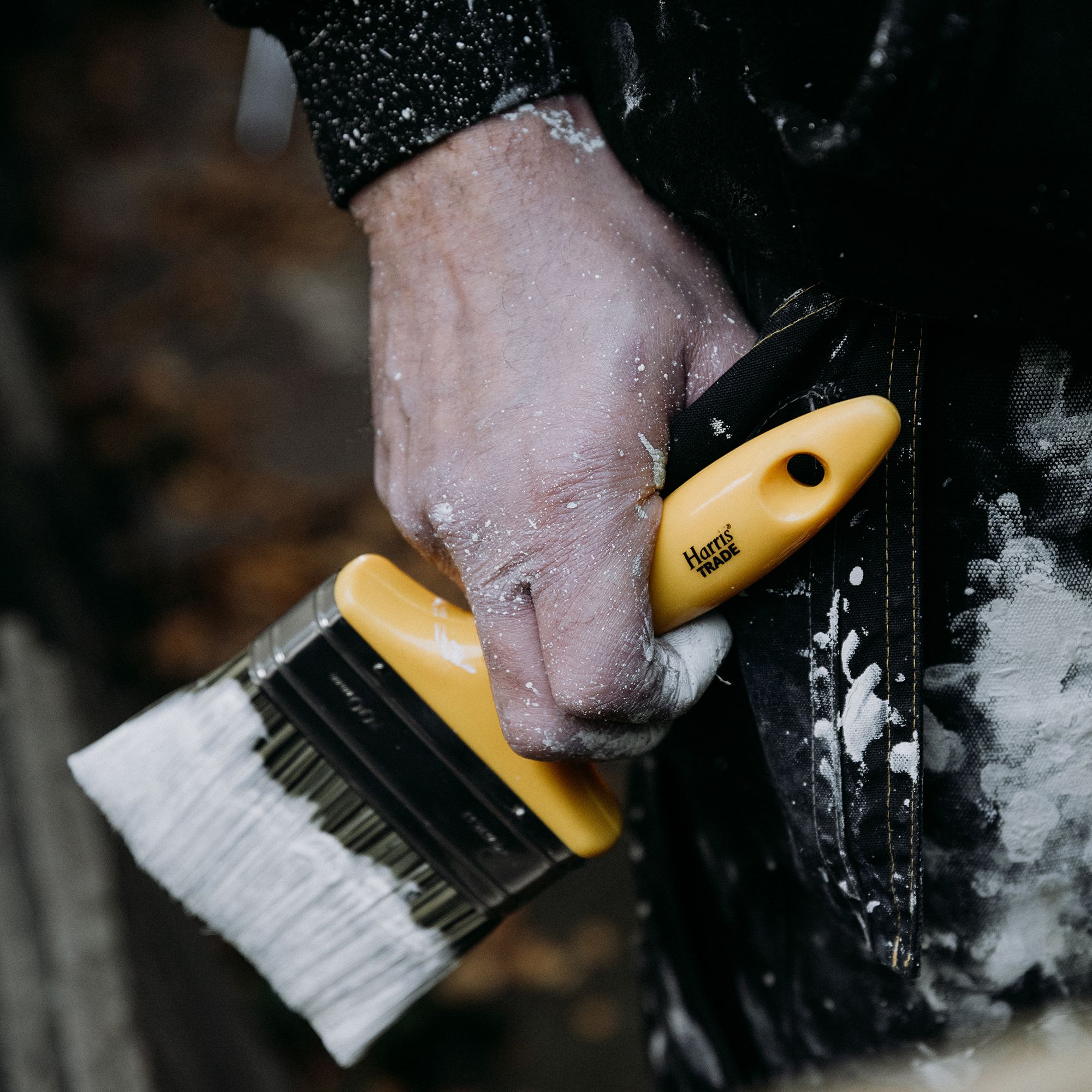Harris Trade Masonry 4" Exterior Masonry Paint brush