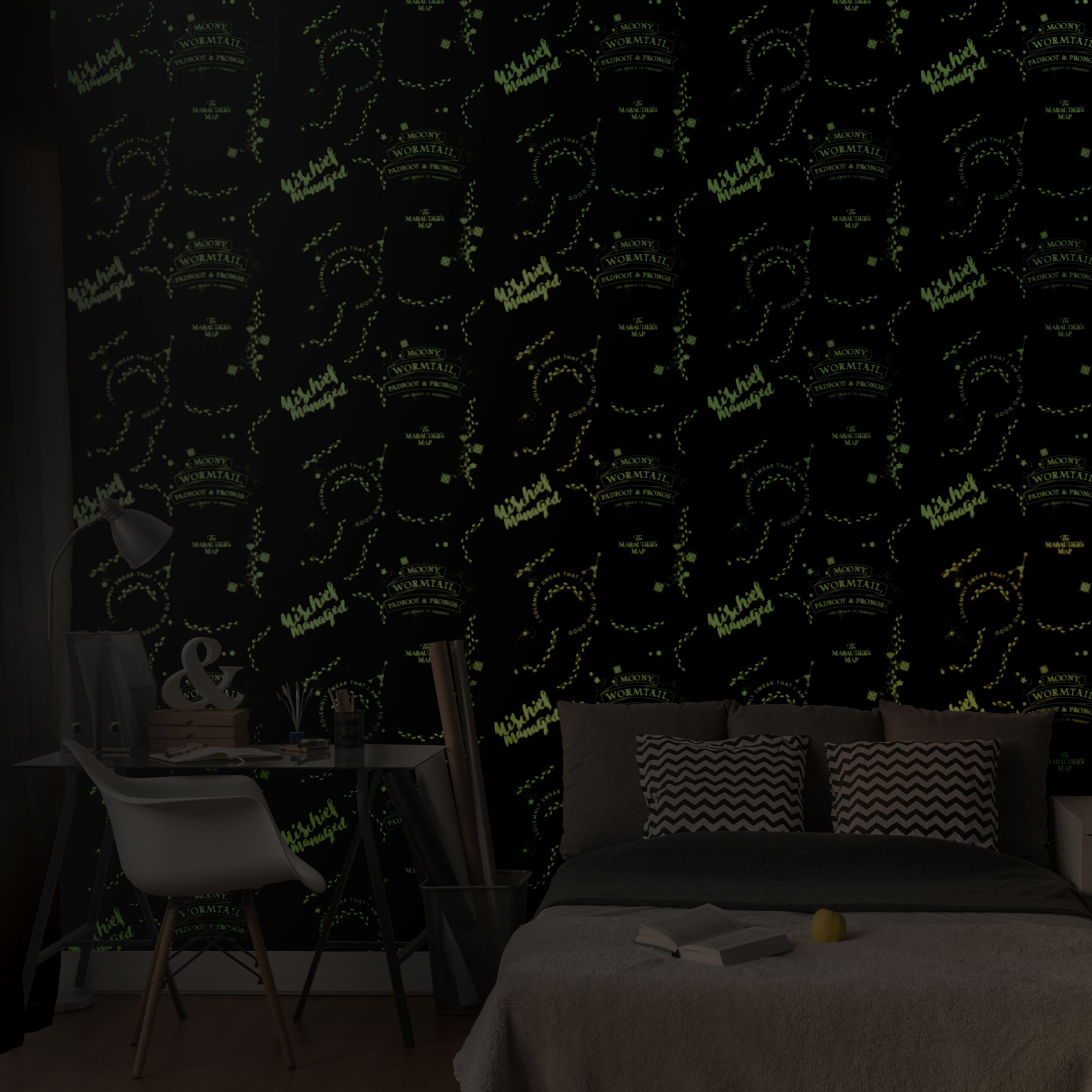 Harry Potter Beige Mischief Smooth Wallpaper