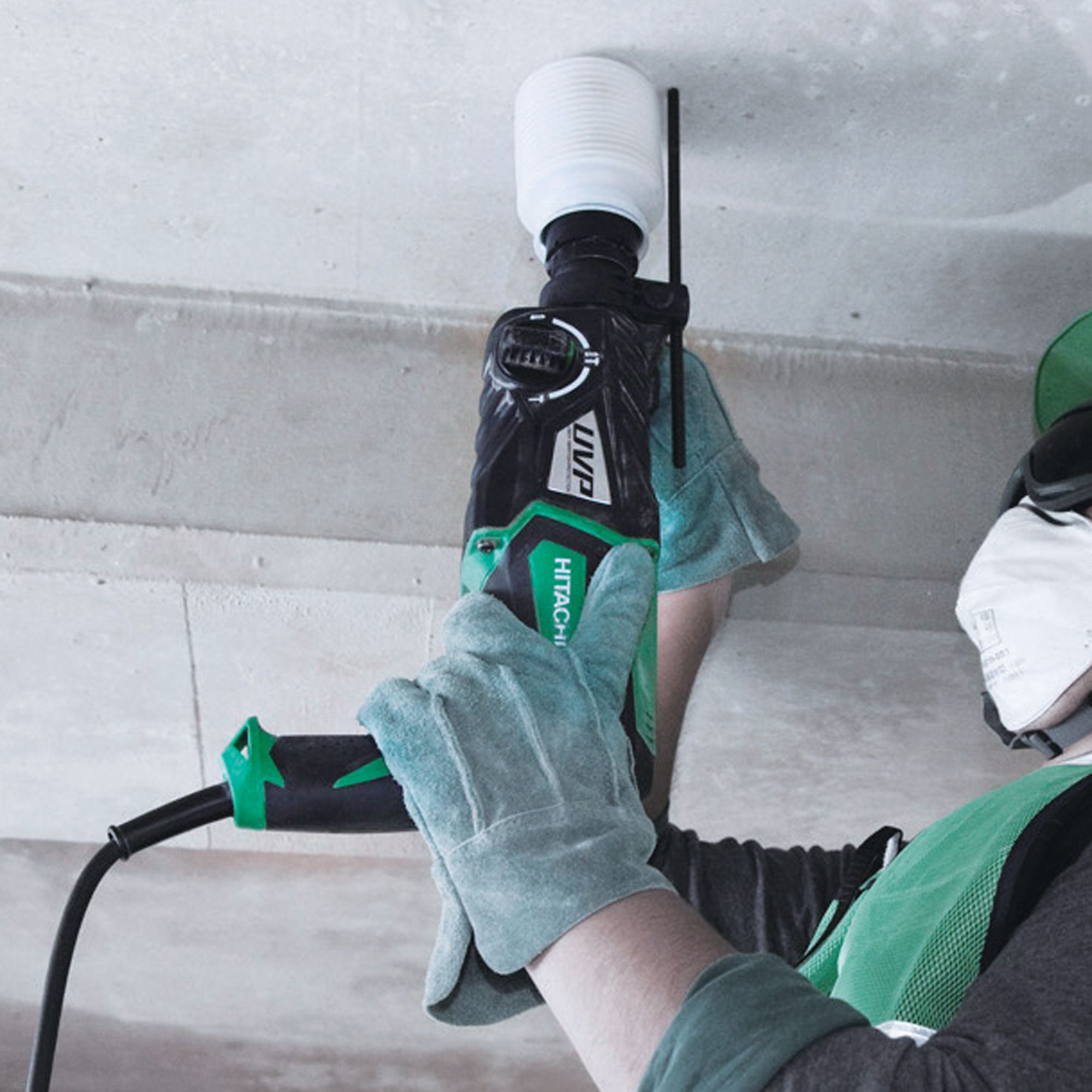 Hitachi 110V 850W Corded SDS+ drill DH28PX/J2