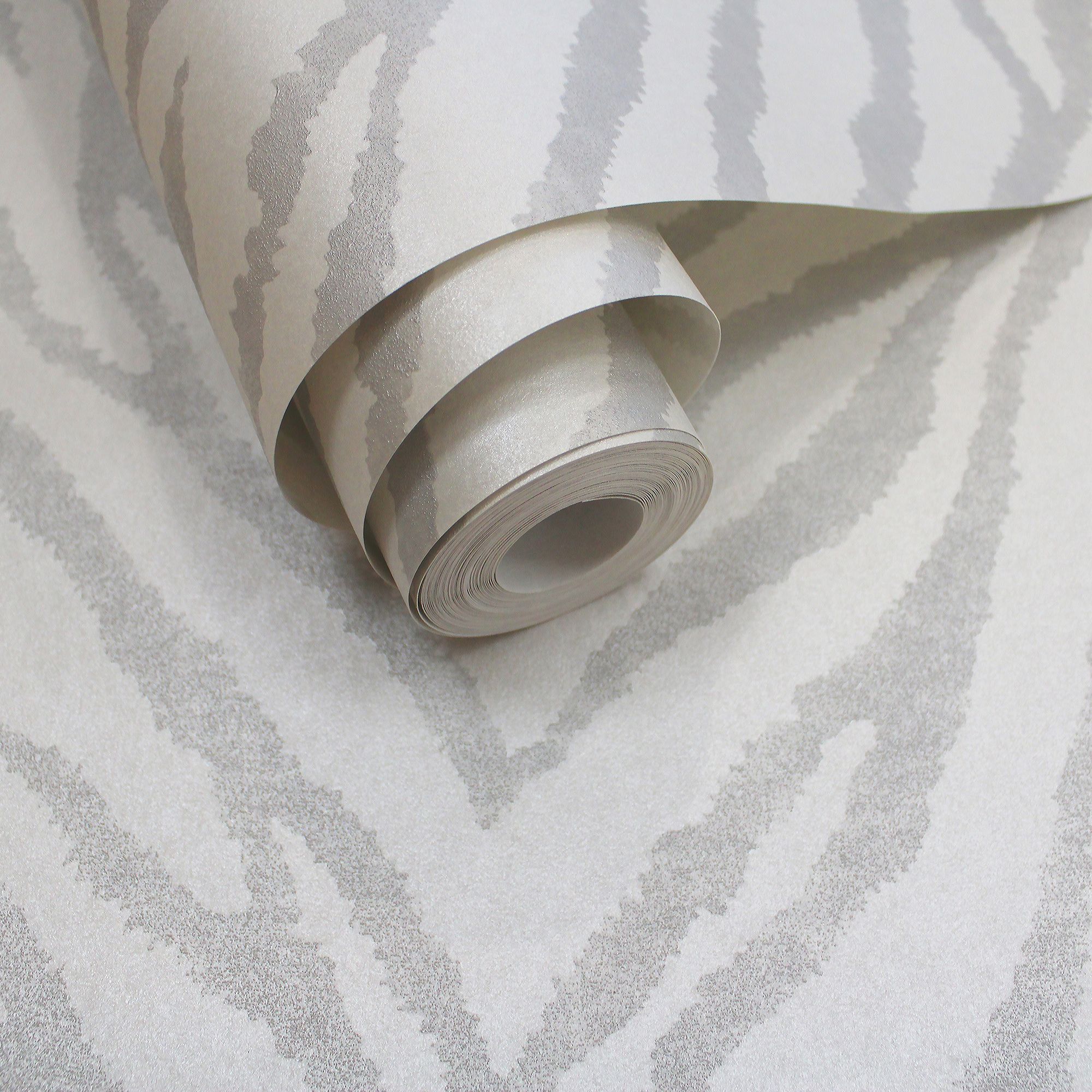 Holden D�écor White Animal print Blown Wallpaper