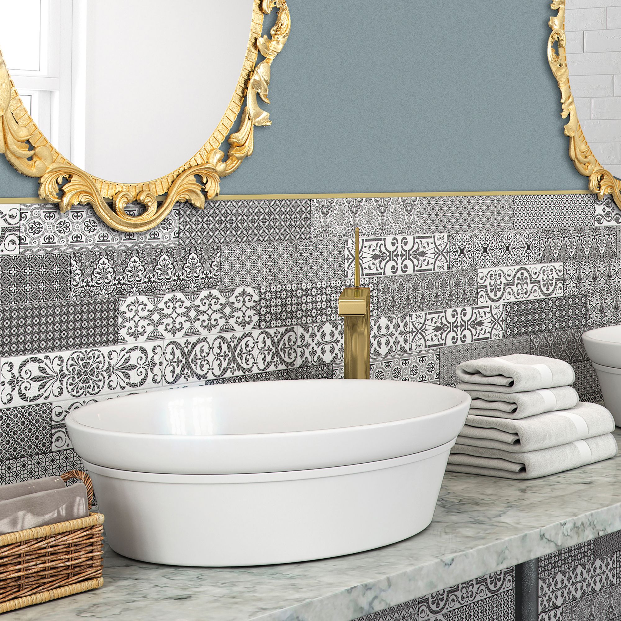 Homelux Polished Light Brushed Gold effect 8mm Straight Aluminium Tile trim