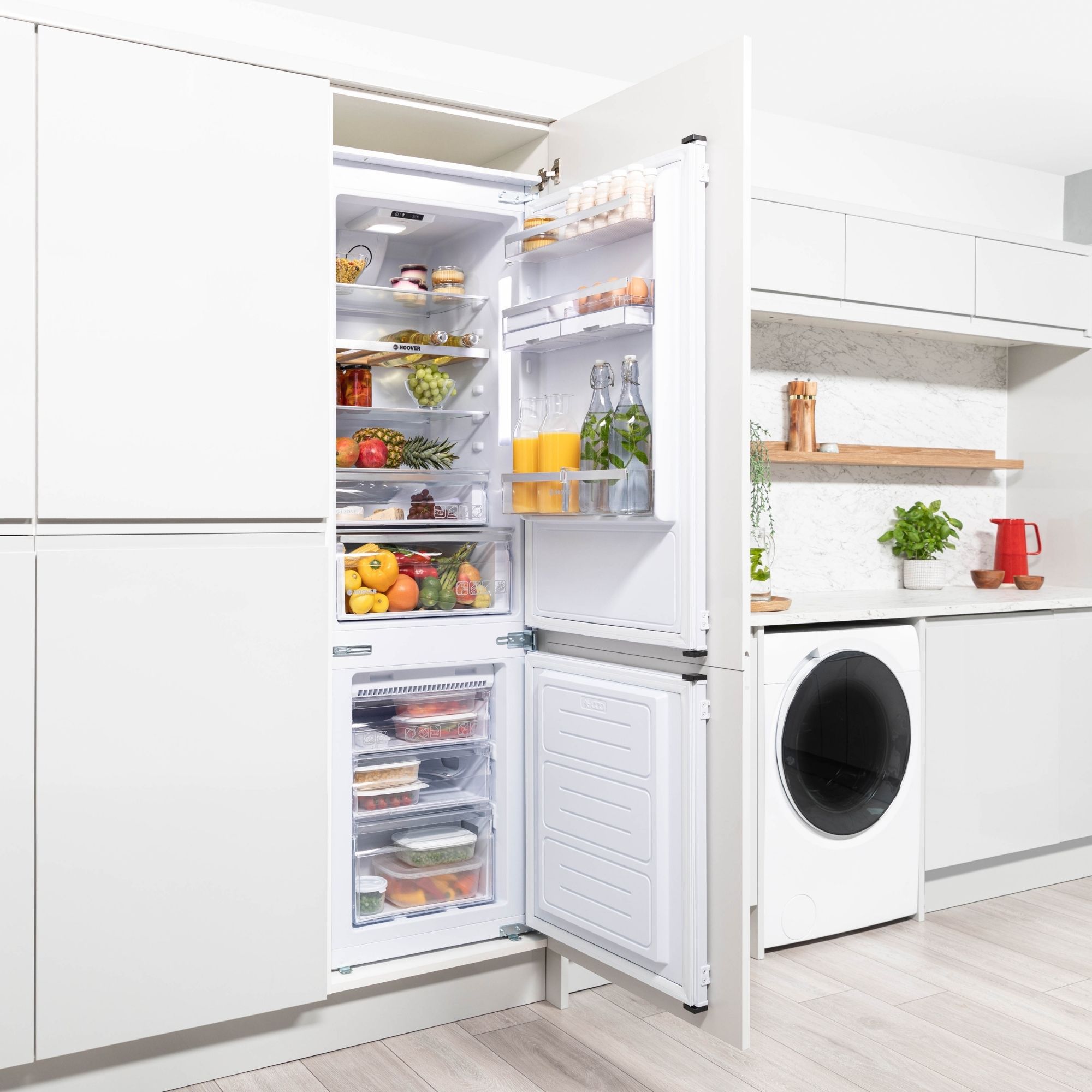 Hoover BHBF172NUK 70:30 Integrated Frost free Fridge freezer - White