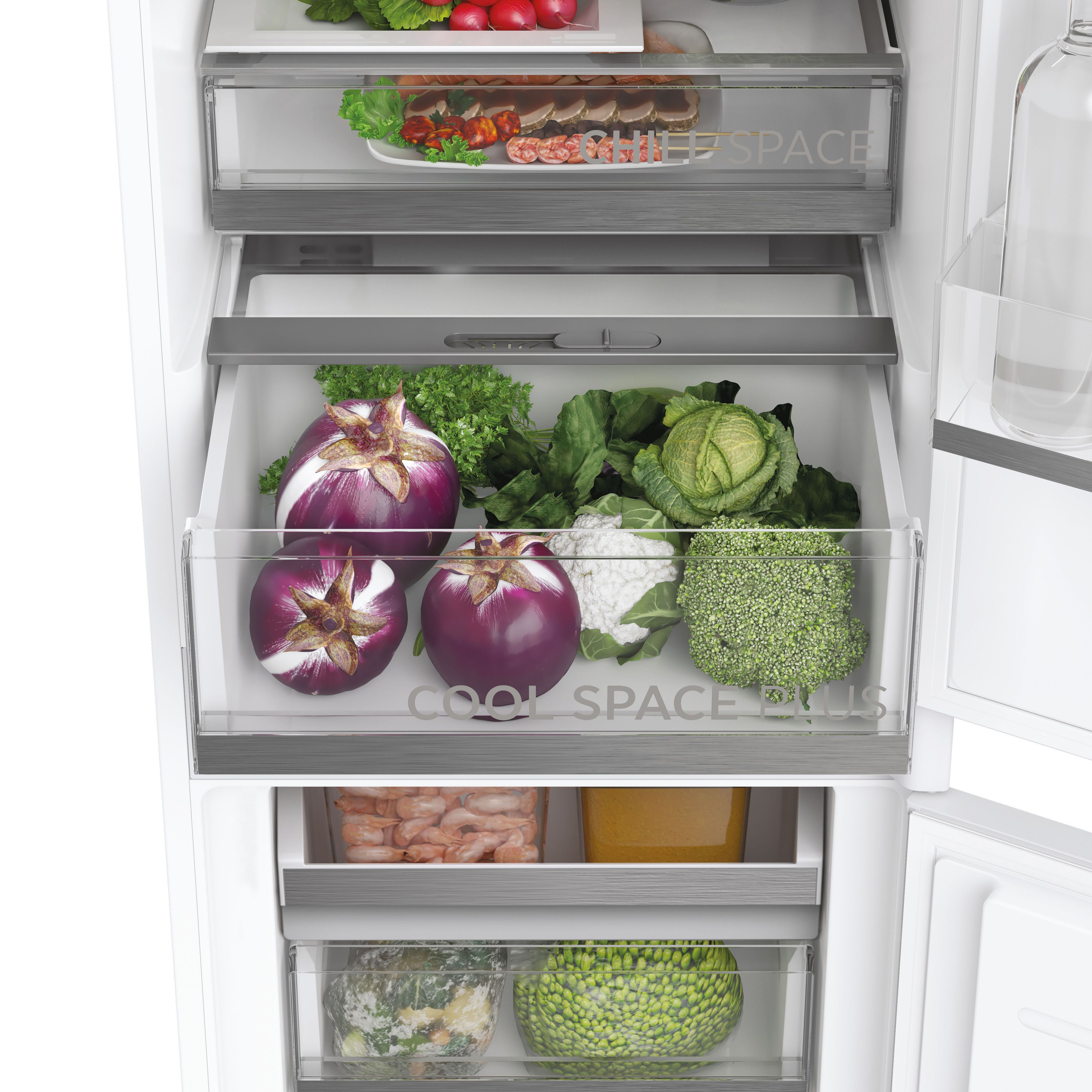 Hoover HOBT5519EWK 70:30 Traditional Built-in Automatic defrost Fridge freezer - White