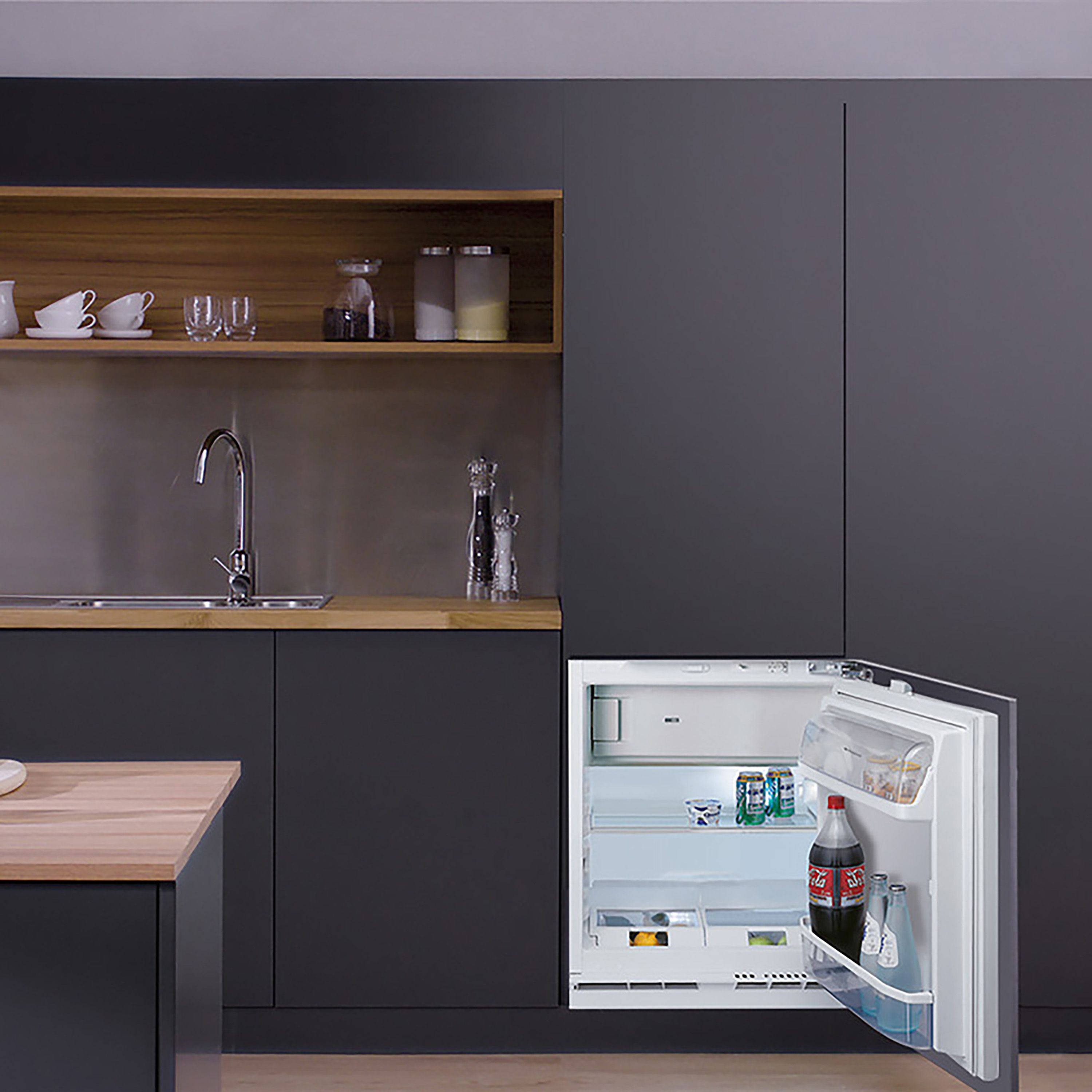 Hotpoint Integrated Under counter Fridge - Steel