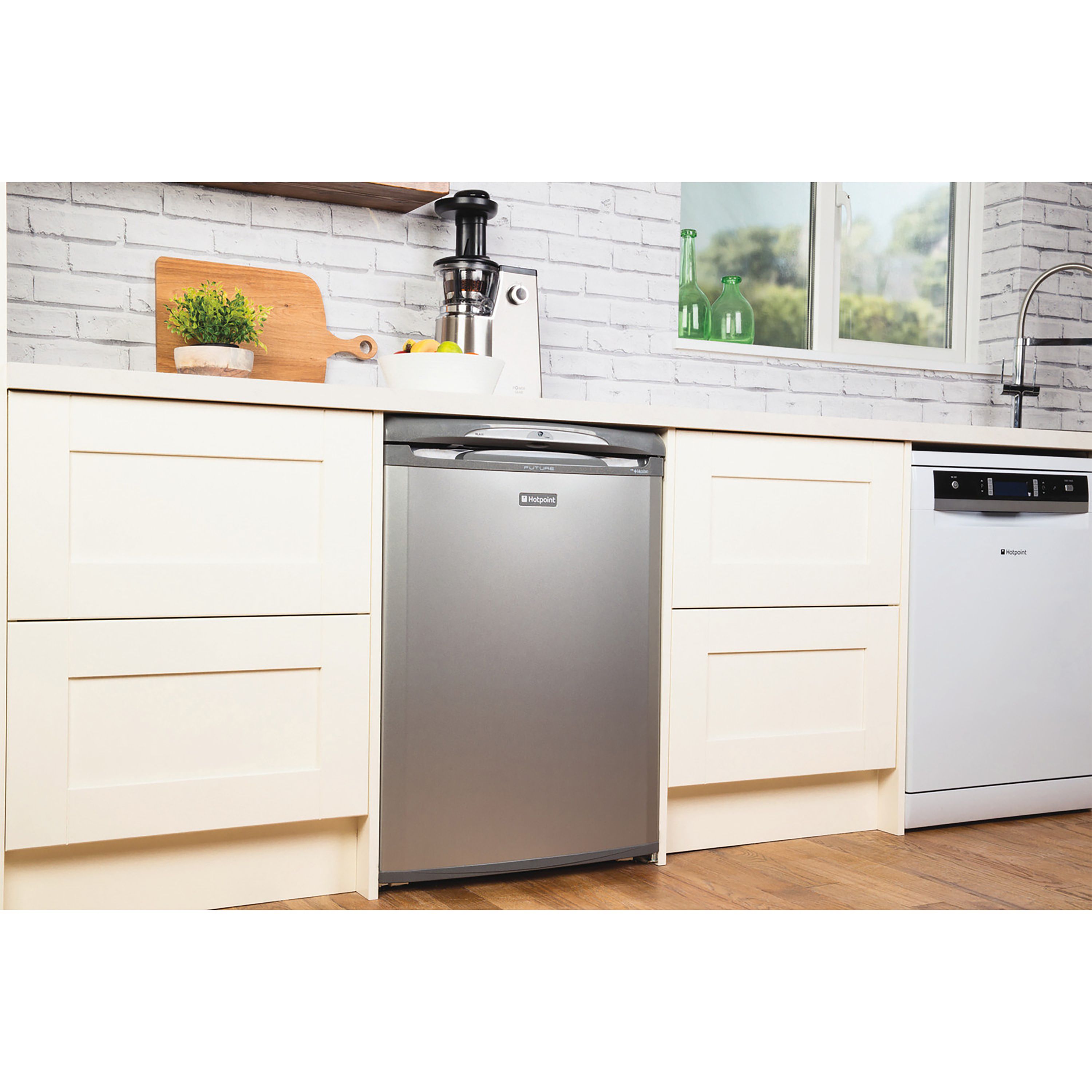 Hotpoint RLA36G1_GH Freestanding Under counter Fridge - Graphite