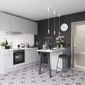 House of Mosaics Bermondsey Blush & grey Matt Floral Porcelain Indoor & outdoor Wall & floor Tile, Pack of 7, (L)450mm (W)450mm