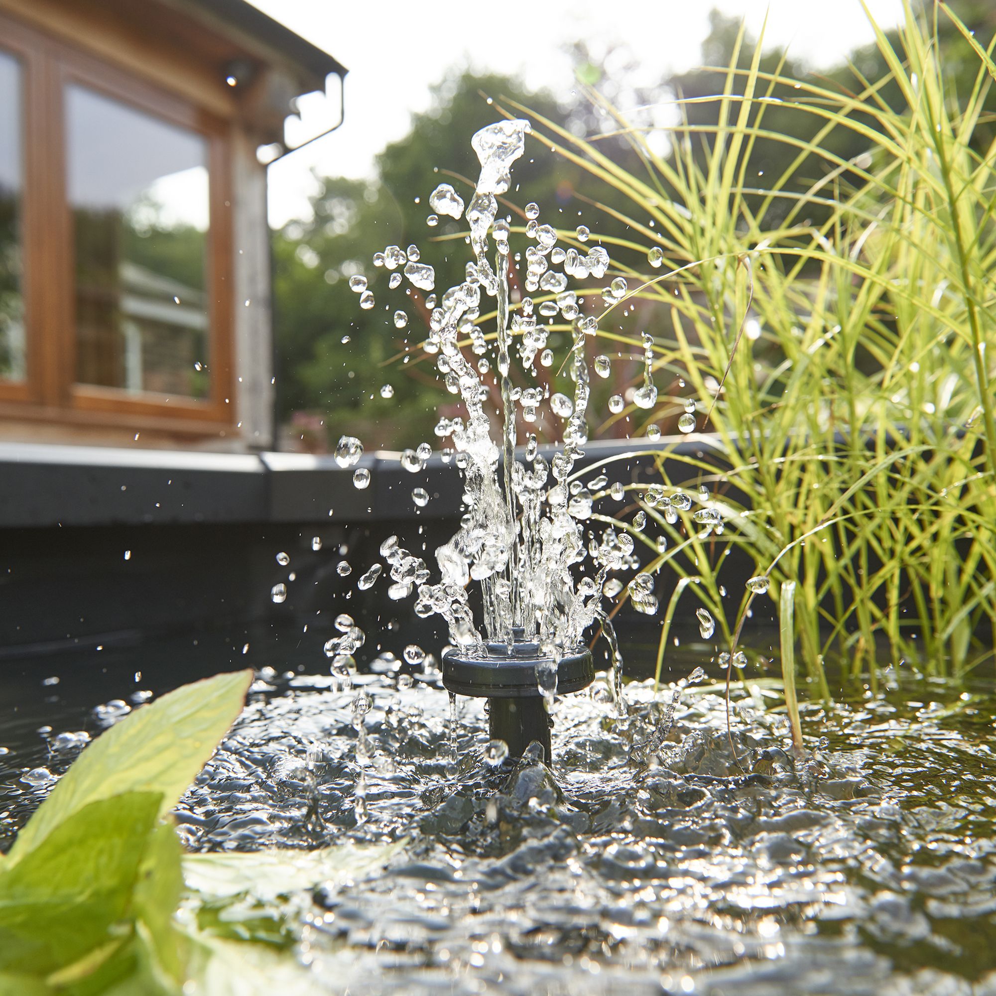 Hozelock Raised Water feature (H)70cm