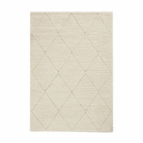 Ideal Shaggy Cream Diamond 3D effect Medium Rug, (L)170cm x (W)120cm