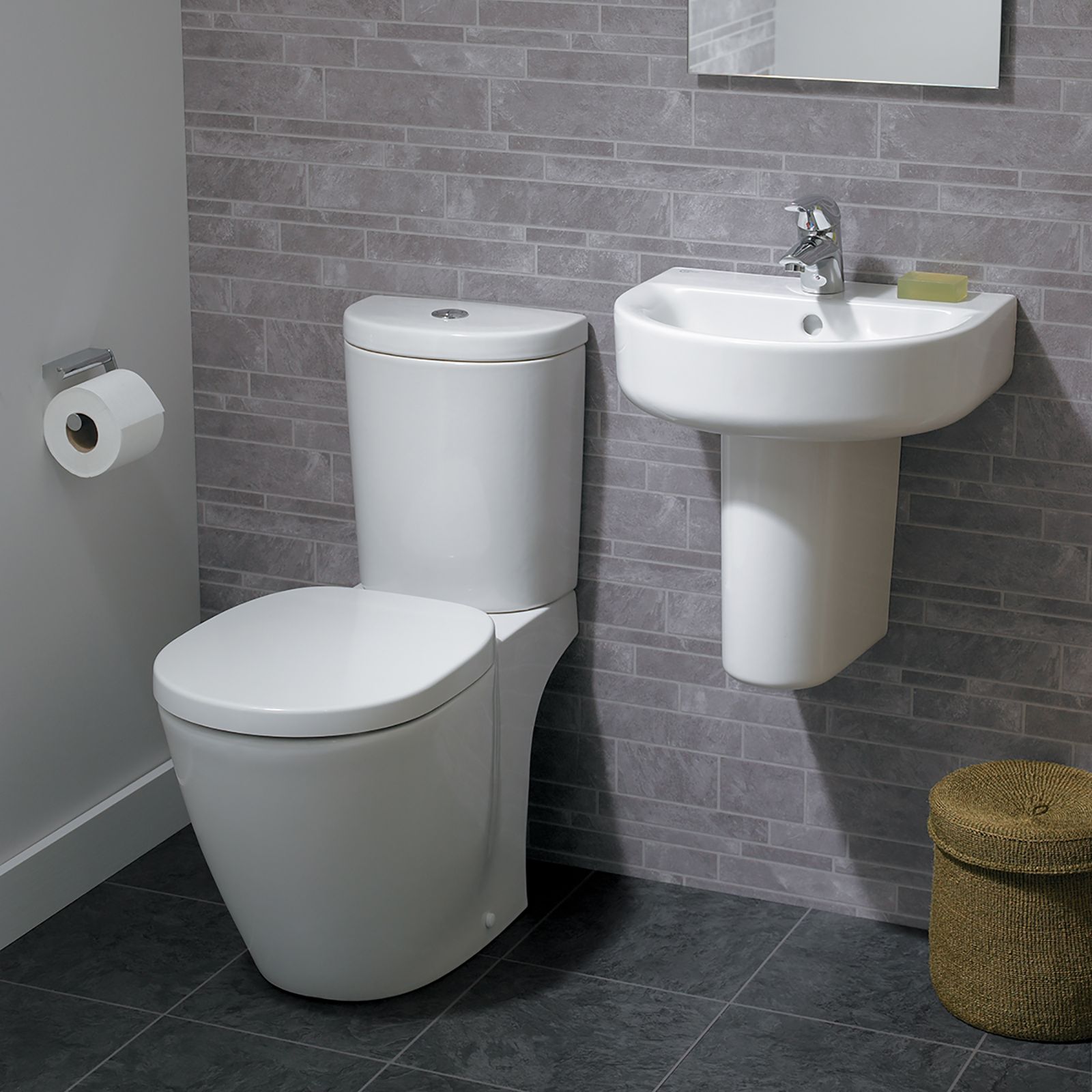 Ideal Standard Concept Freedom Arc White Close coupled Side inlet Water ...