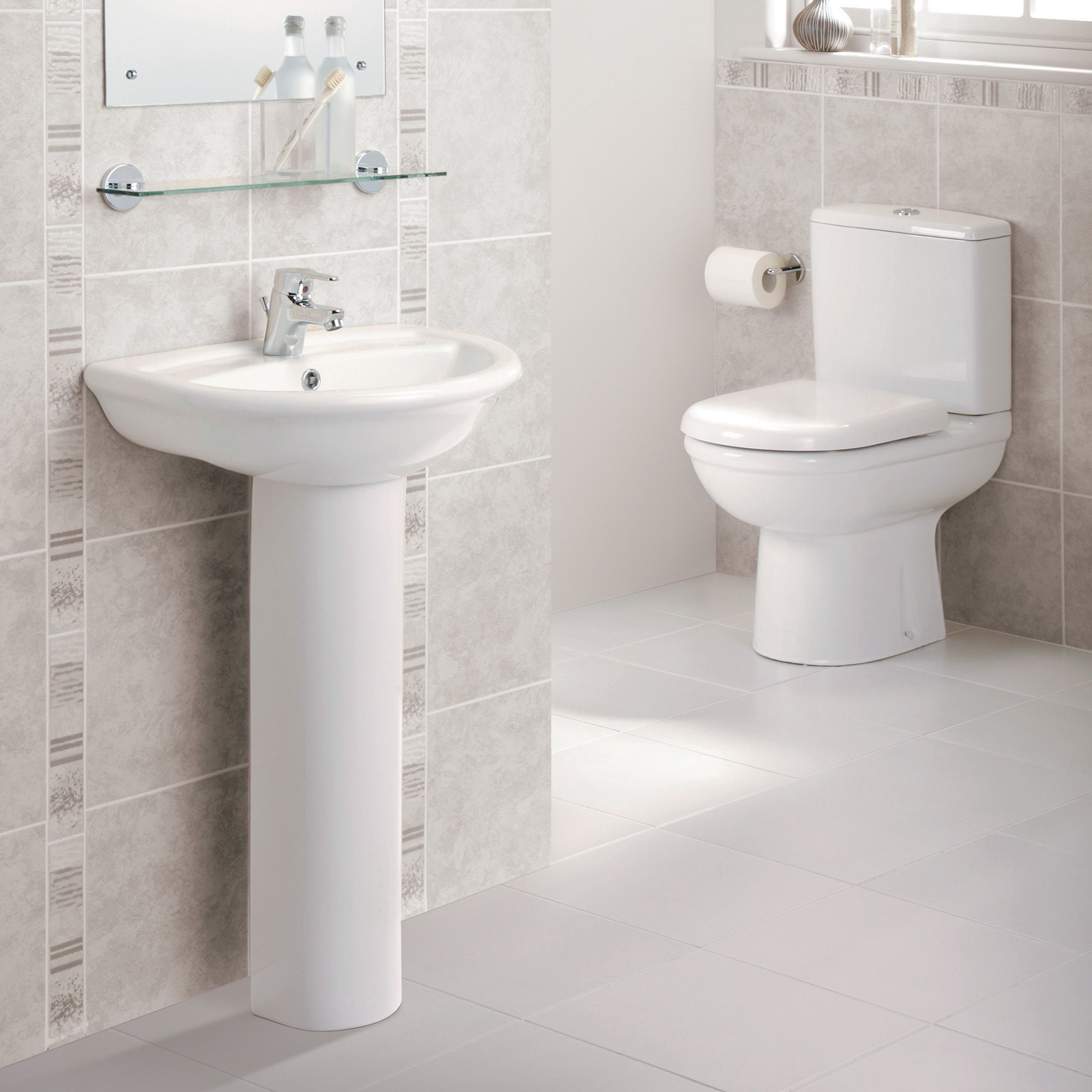Ideal-Standard Della White Rimless Close-coupled Toilet & cistern with Soft close seat