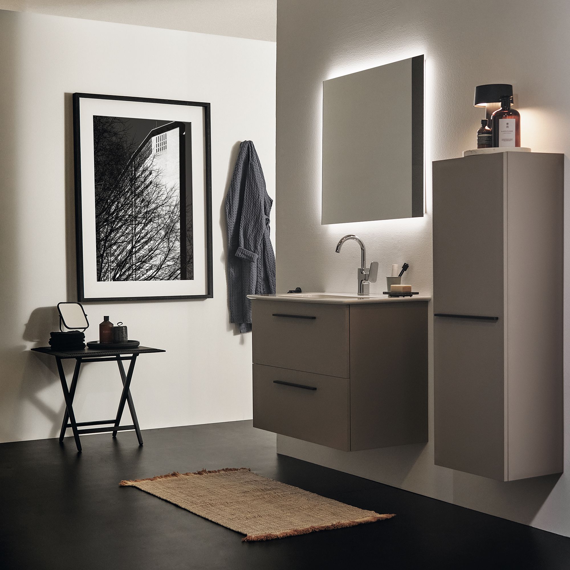 Ideal Standard i.life A Floorstanding Vanity Unit With Black Handles & Basin Gloss White 840mm x 460mm x 868mm - 7