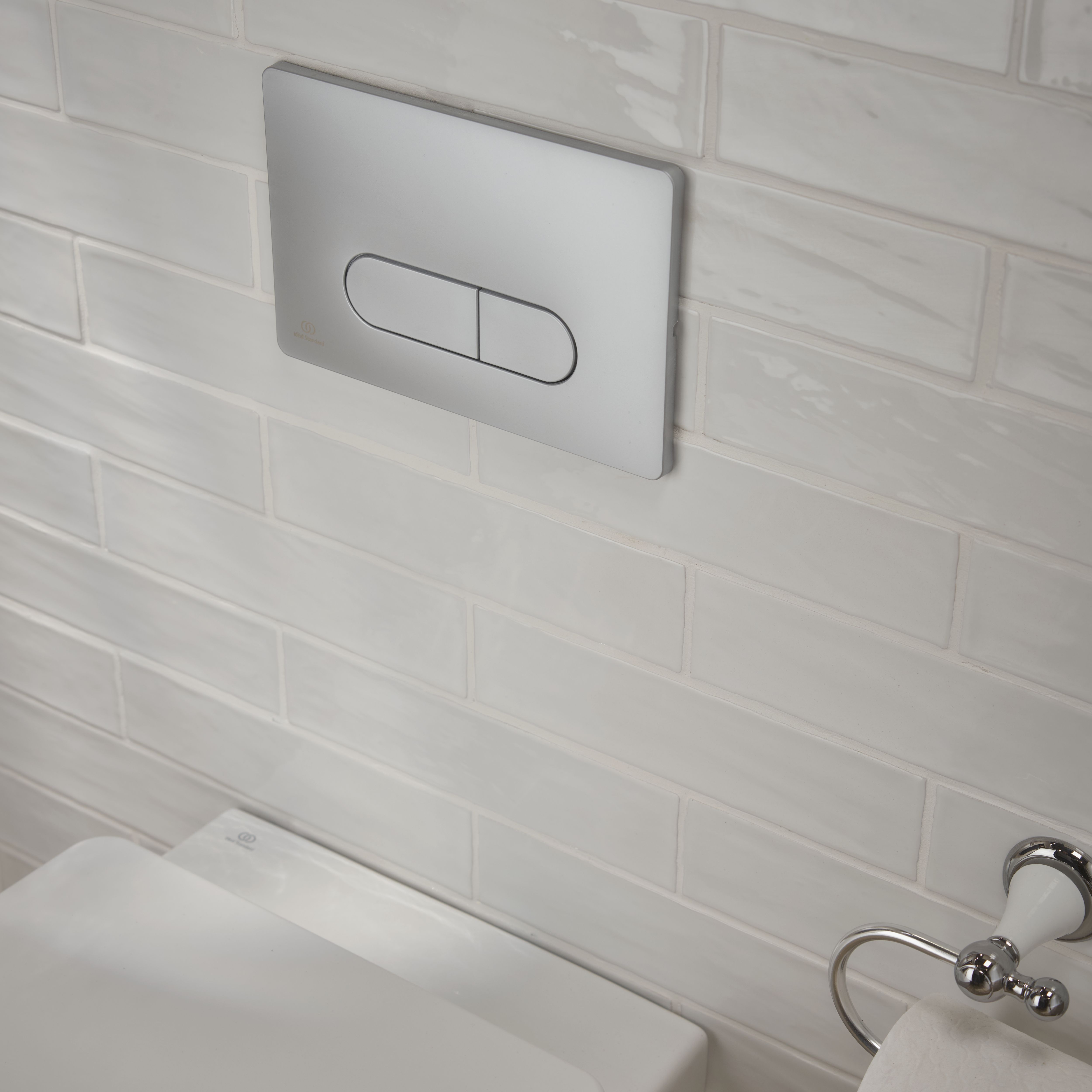 Ideal Standard Oleas P1 pneumatic Matt Brushed Chrome effect Dual Flushing plate (H)154mm (W)234mm