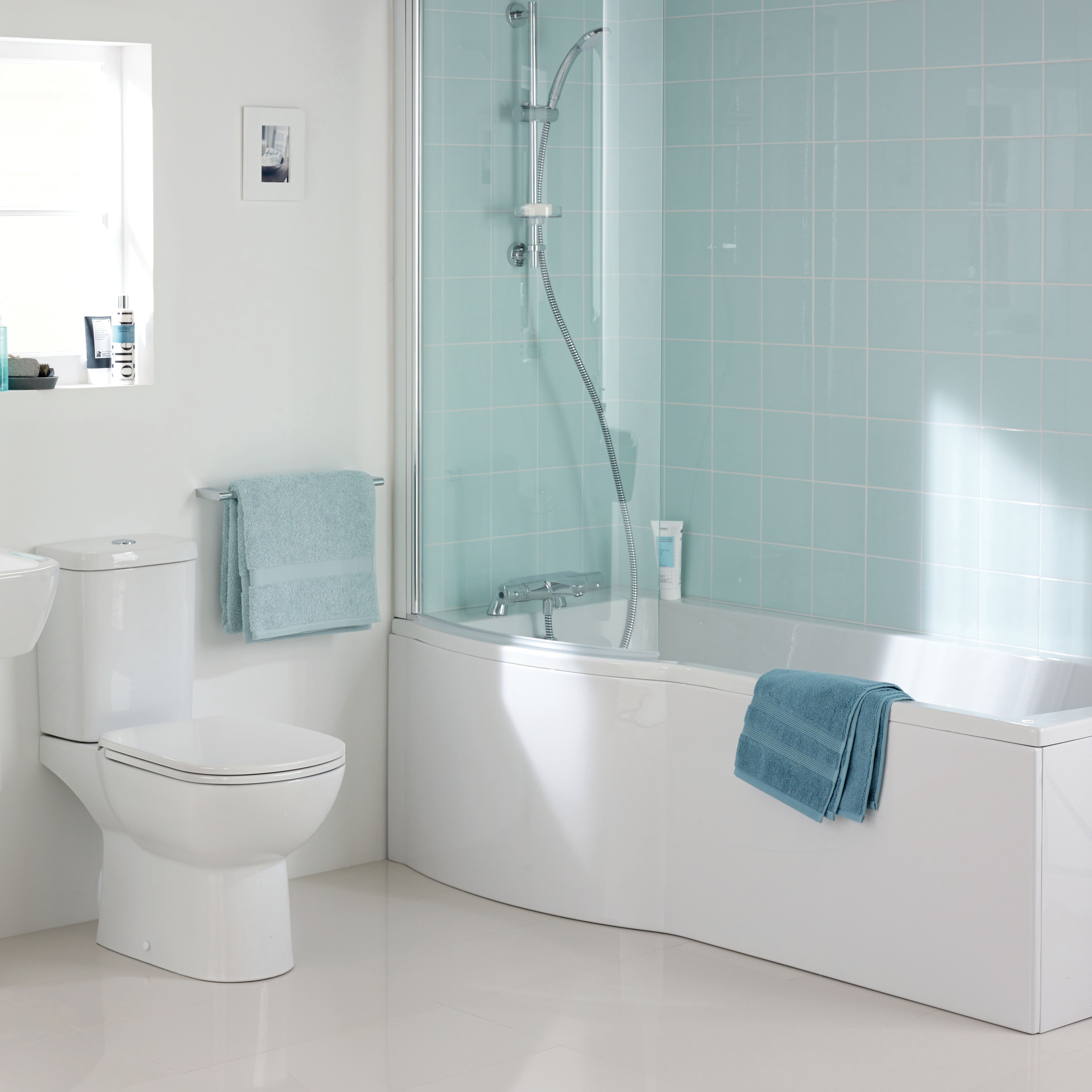 Ideal Standard Tempo Arc Matt White Left or right-handed Curved Front Bath panel (H)51cm (W)170cm