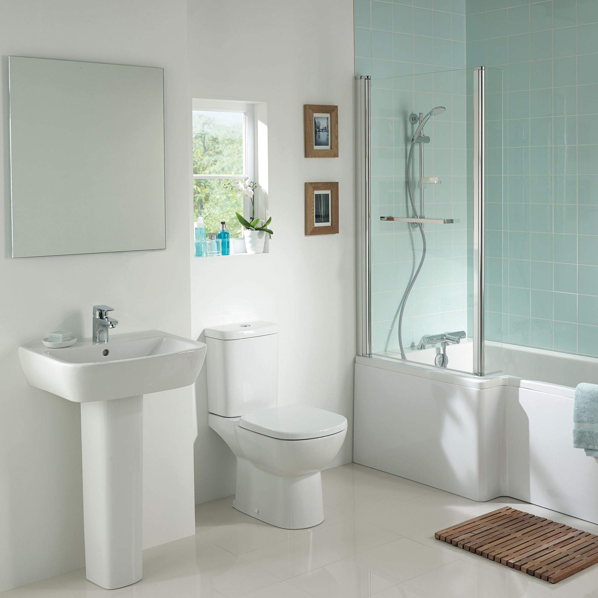 Ideal Standard Tempo Straight Bright Silver effect frame Bath screen (W) 830mm (H) 1405mm