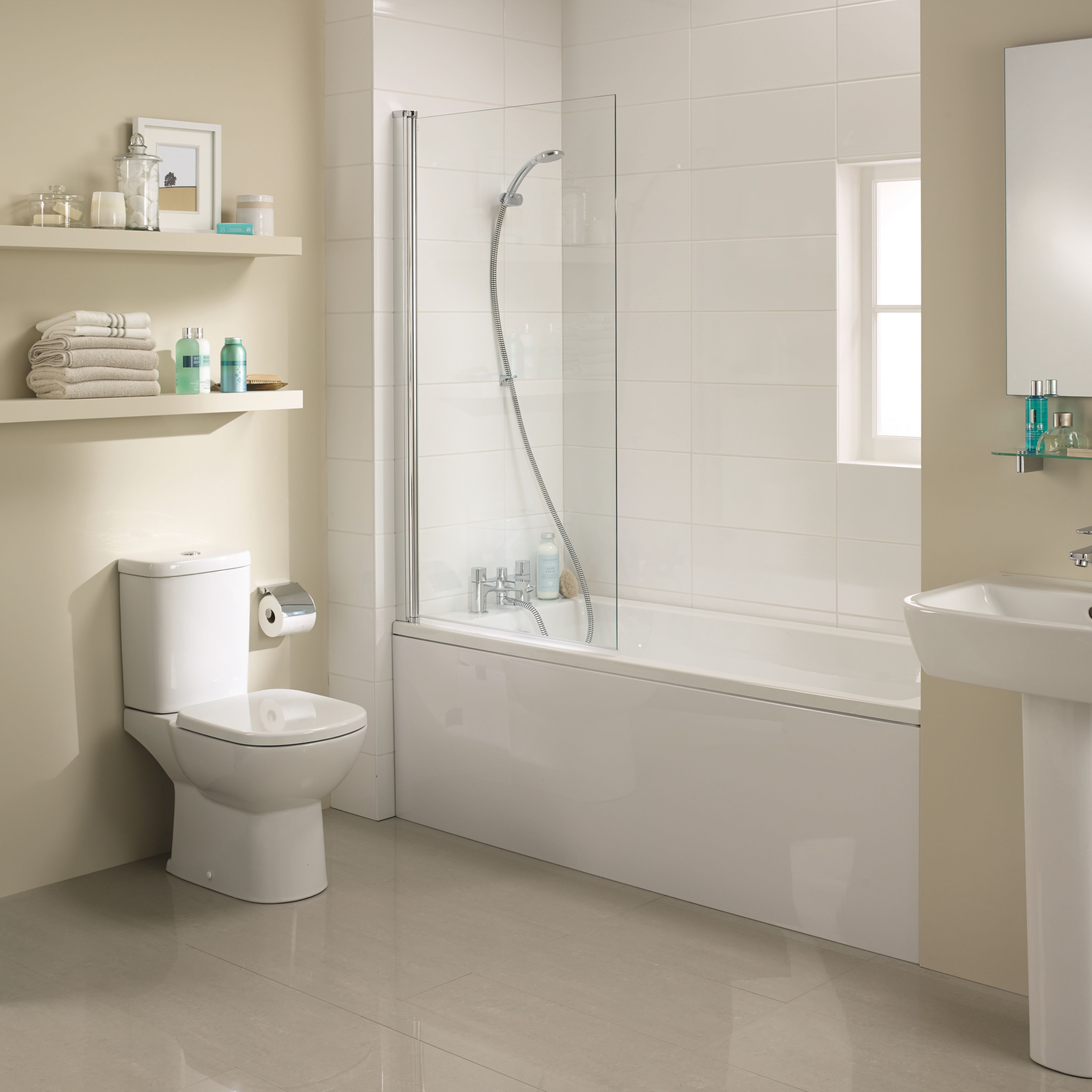 Ideal Standard Tempo White Close-coupled Toilet set with Soft close seat