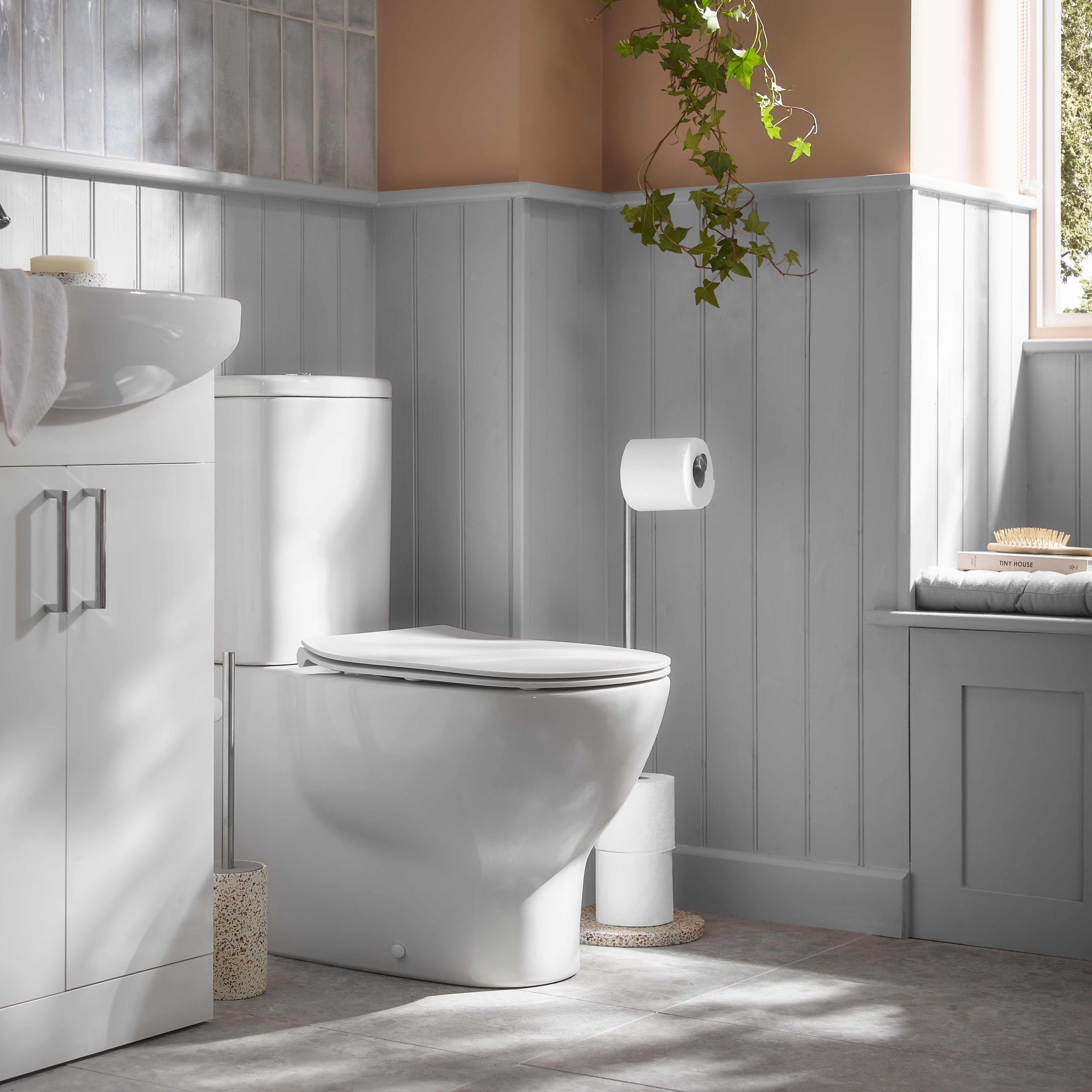 Ideal Standard Tesi White Rimless Slim Oval Back to wall Toilet set with Soft close seat & Close coupled cistern