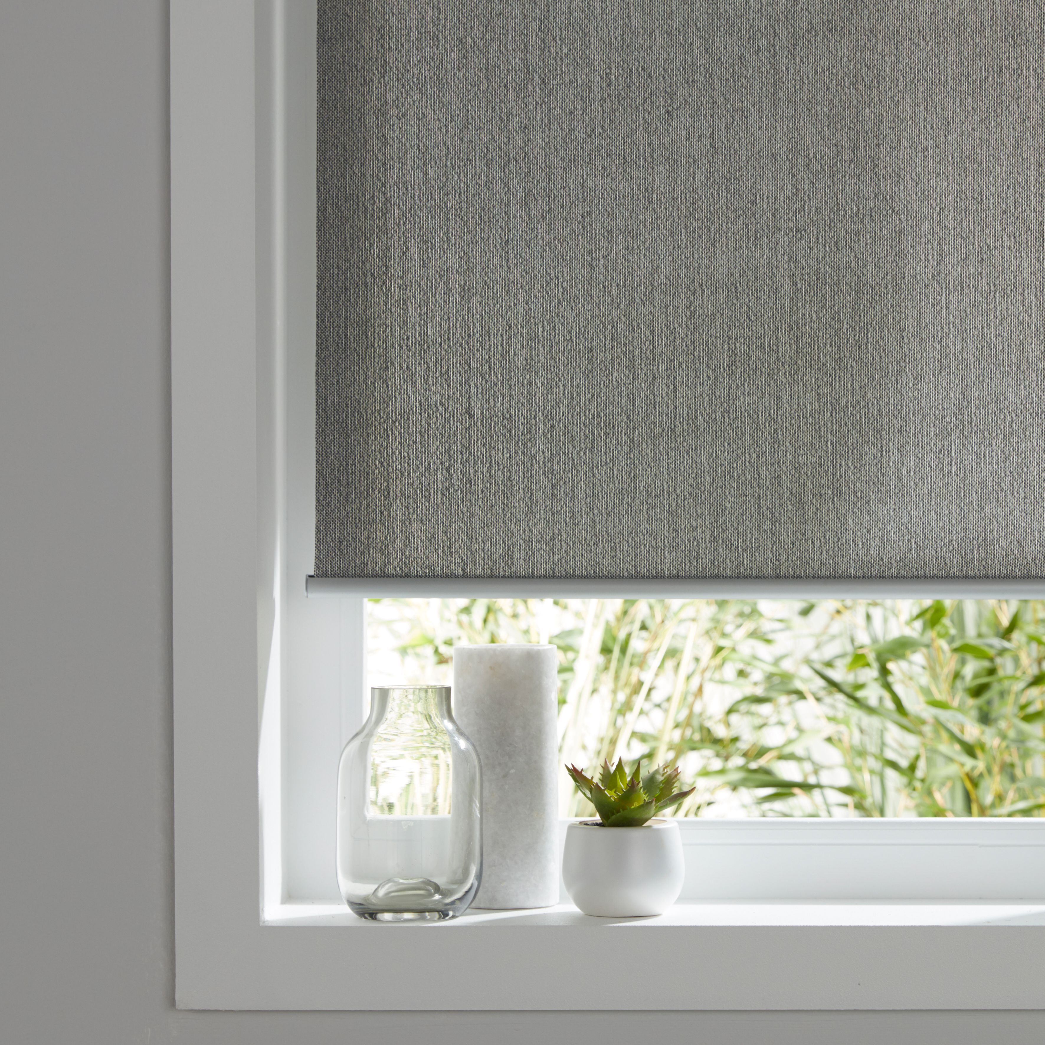 Iggy Corded Grey Plain Daylight Roller Blind (W)60cm (L)180cm