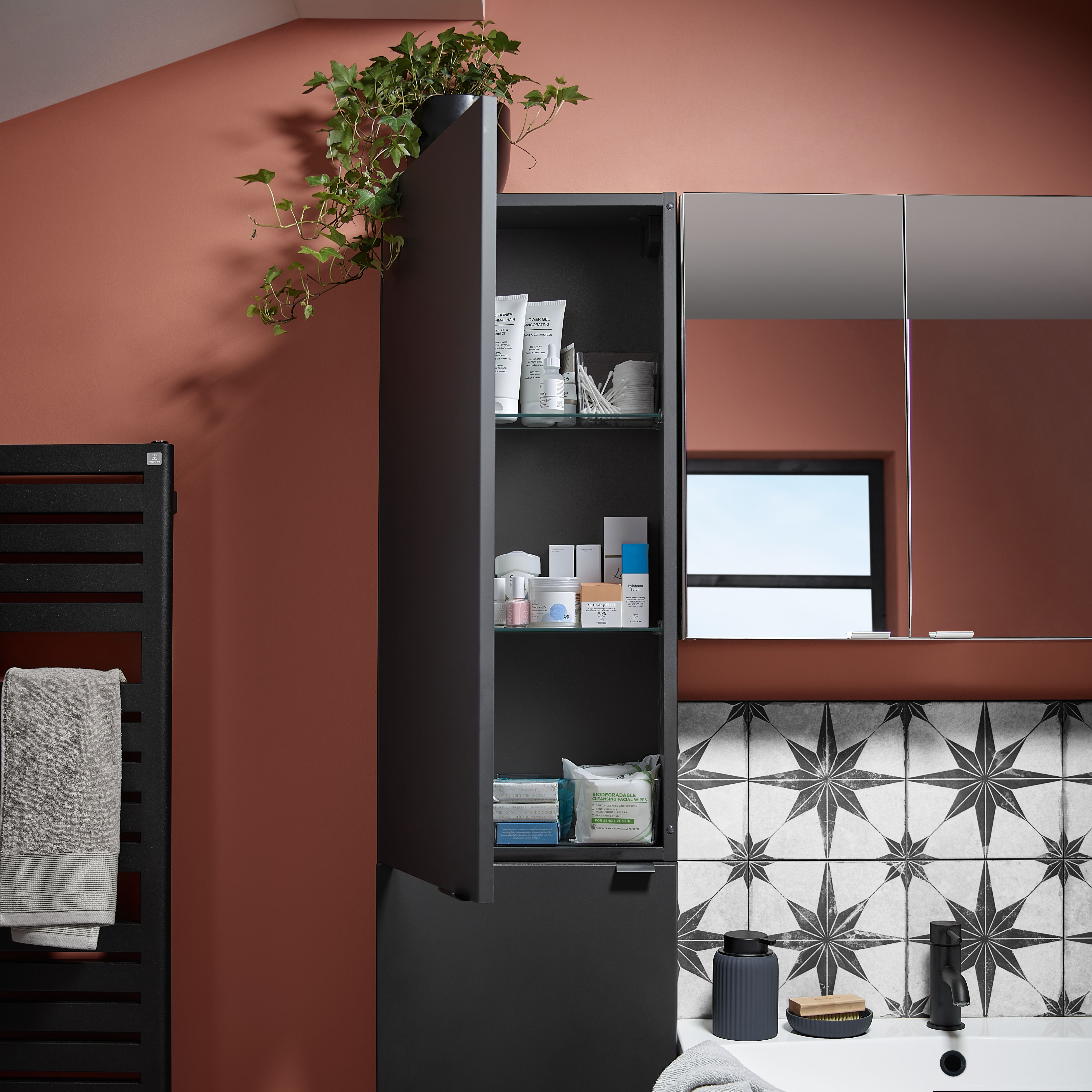 Imandra Compact Matt Mirror effect Triple Bathroom Cabinet Mirrored (H)600mm (W)1000mm