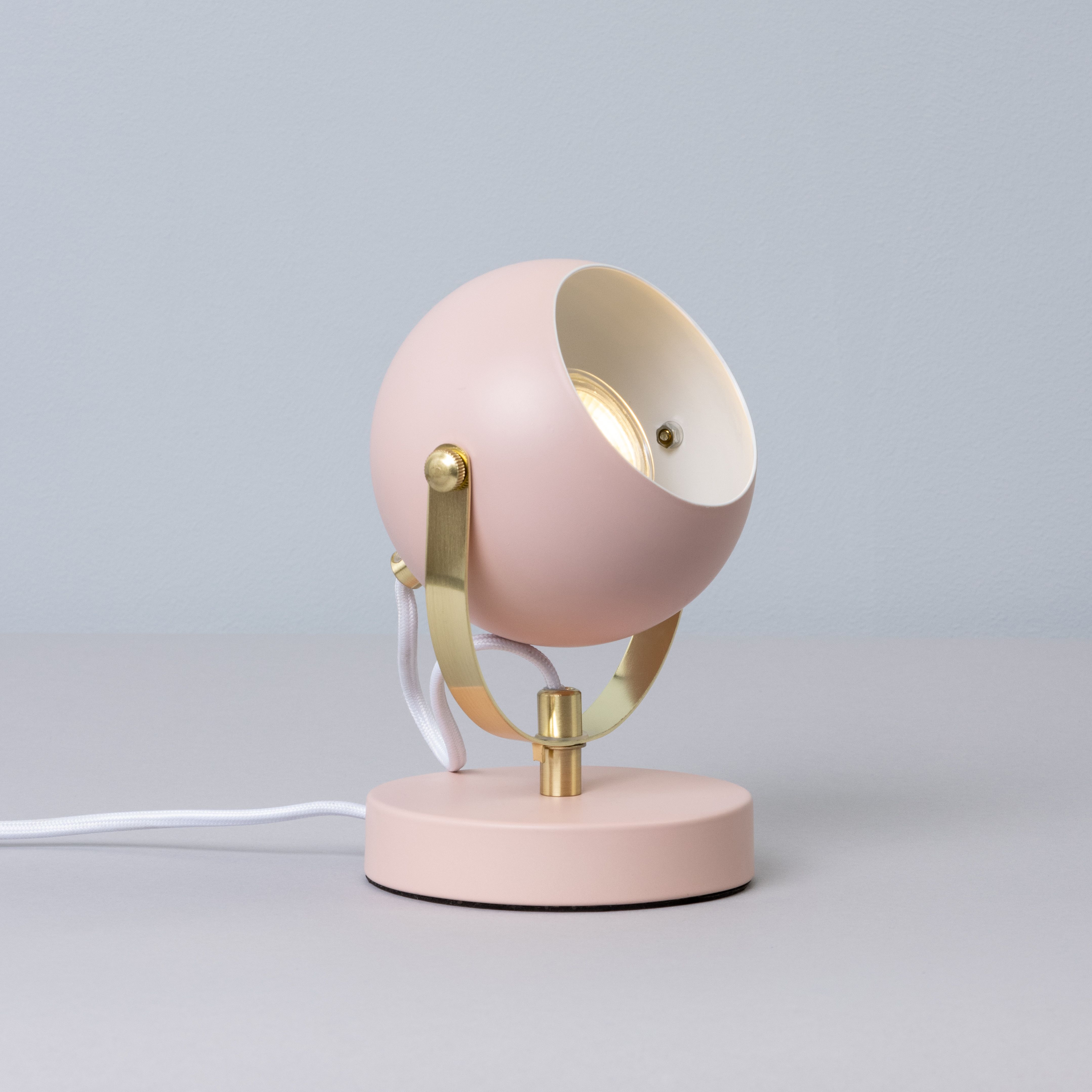 Inlight Azure Retro Matt Pink Round Table lamp