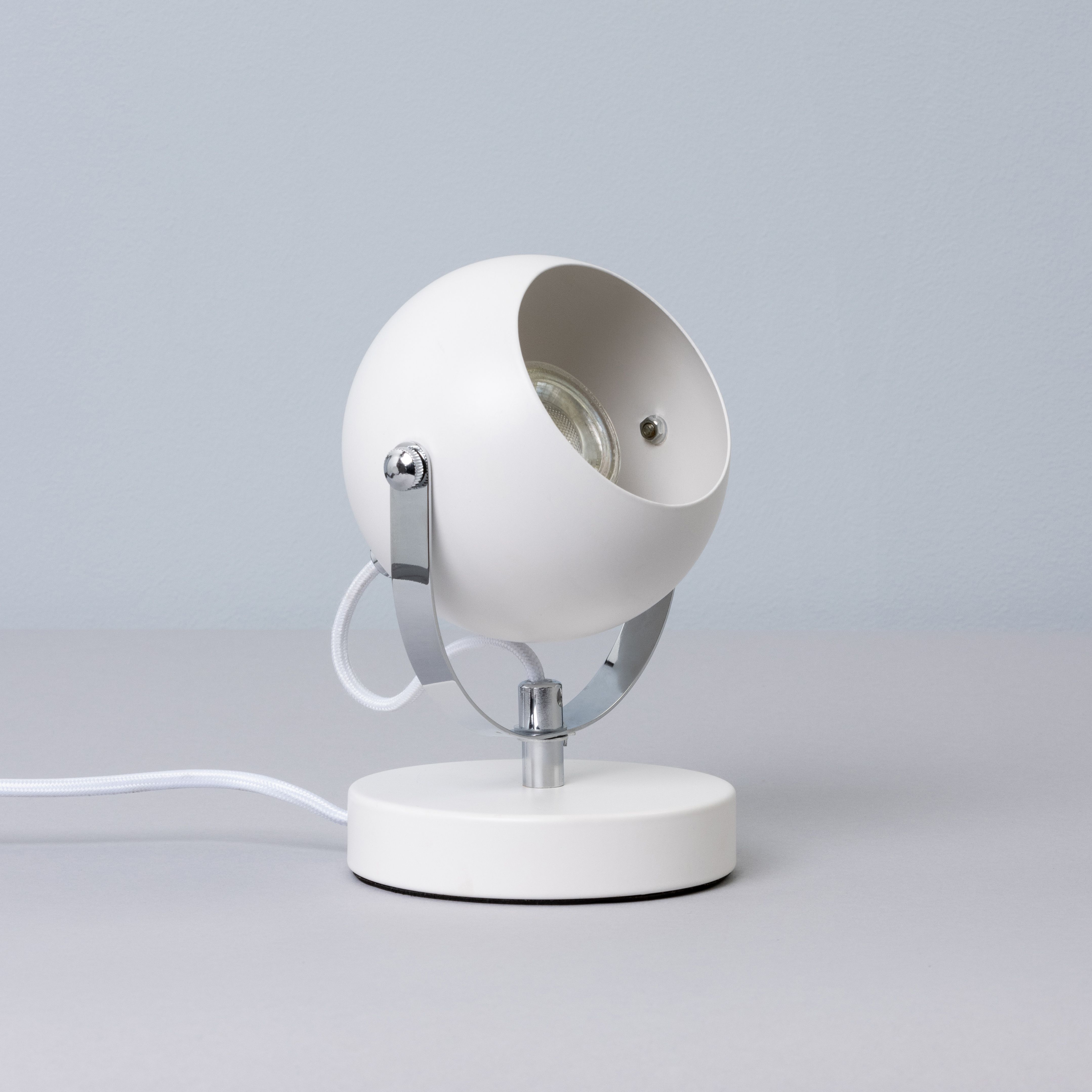 Inlight Azure Retro Matt White Round Table lamp