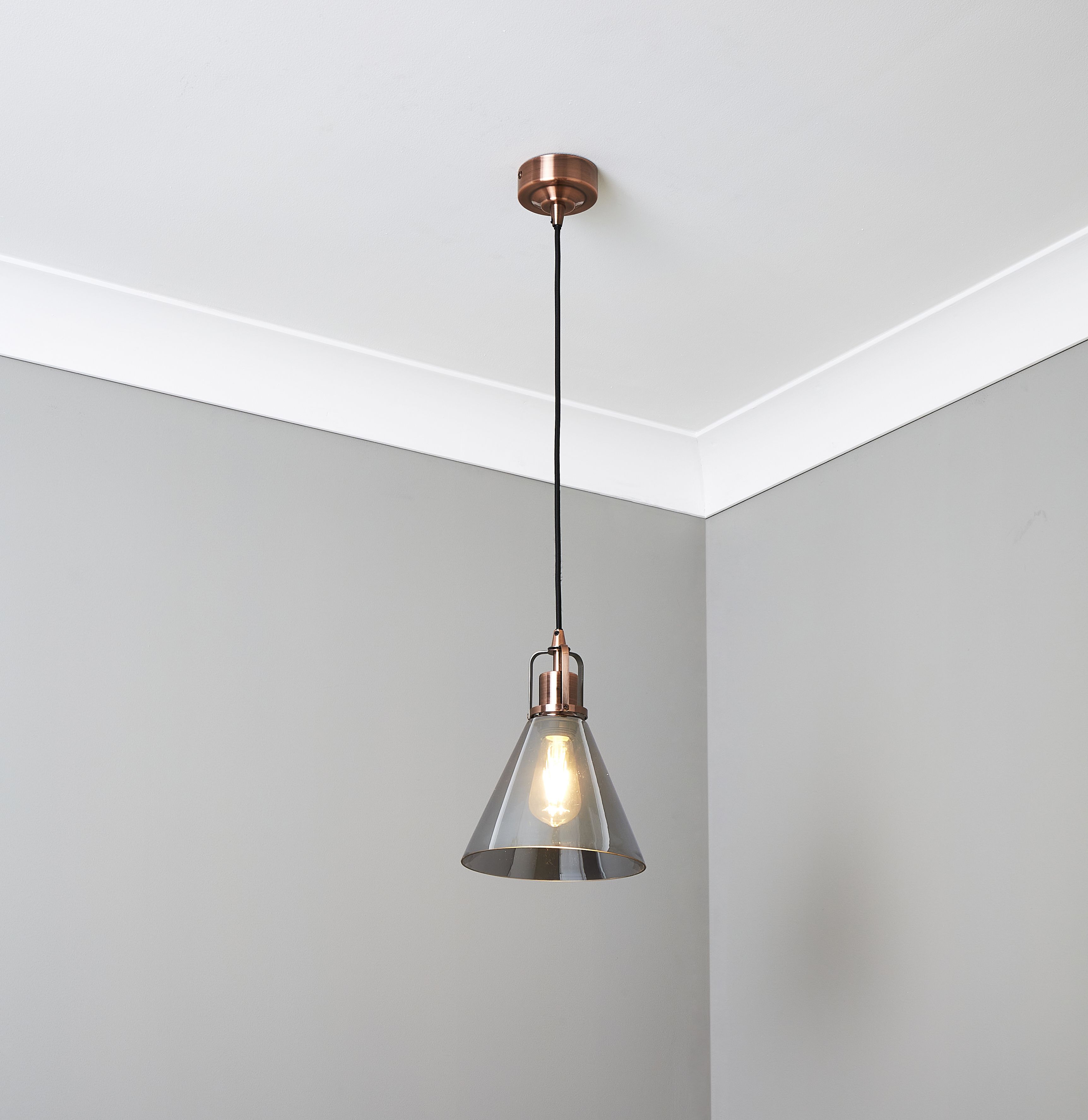 B&q glass deals pendant light