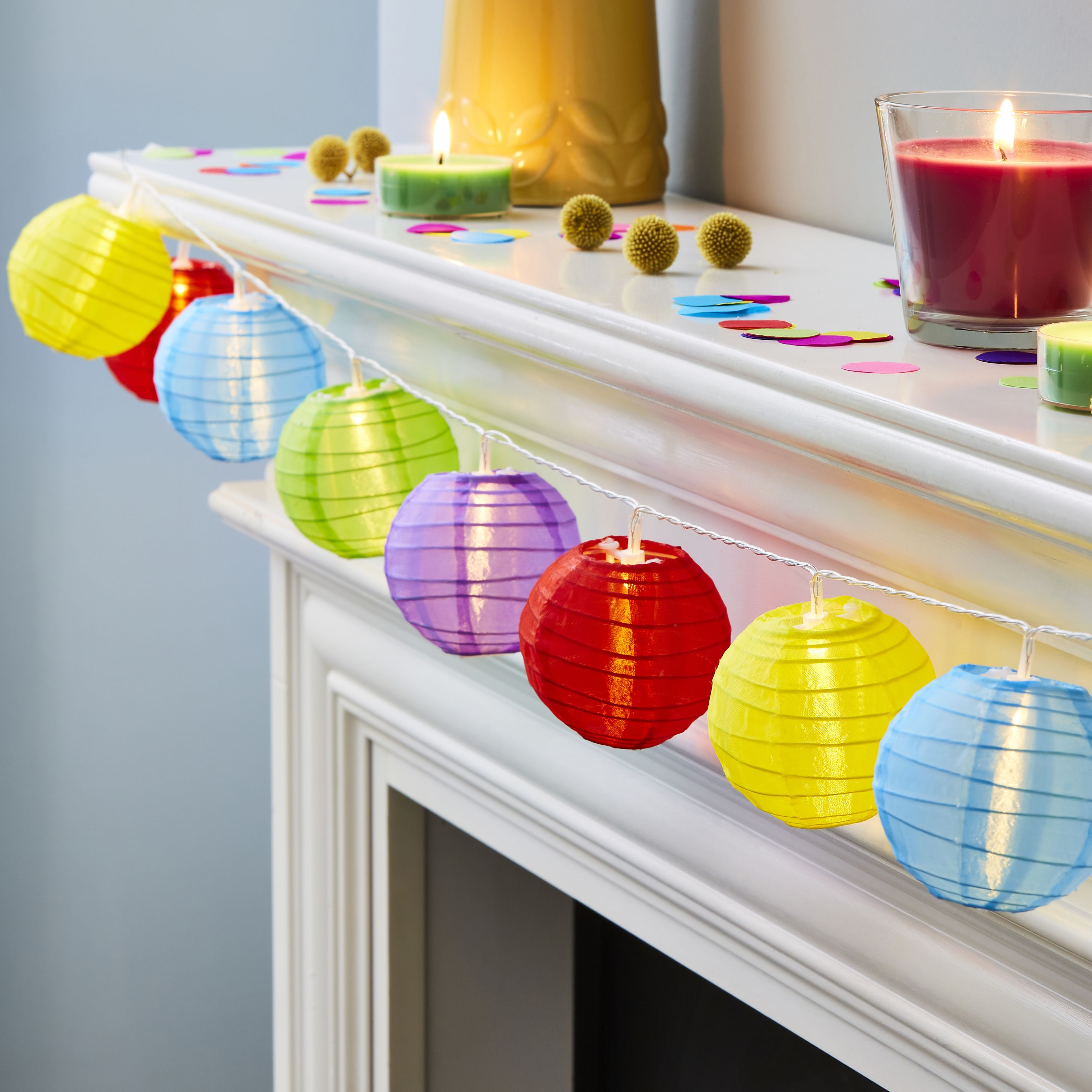 Battery Operated String Lights with 10 Nylon Lanterns (White)