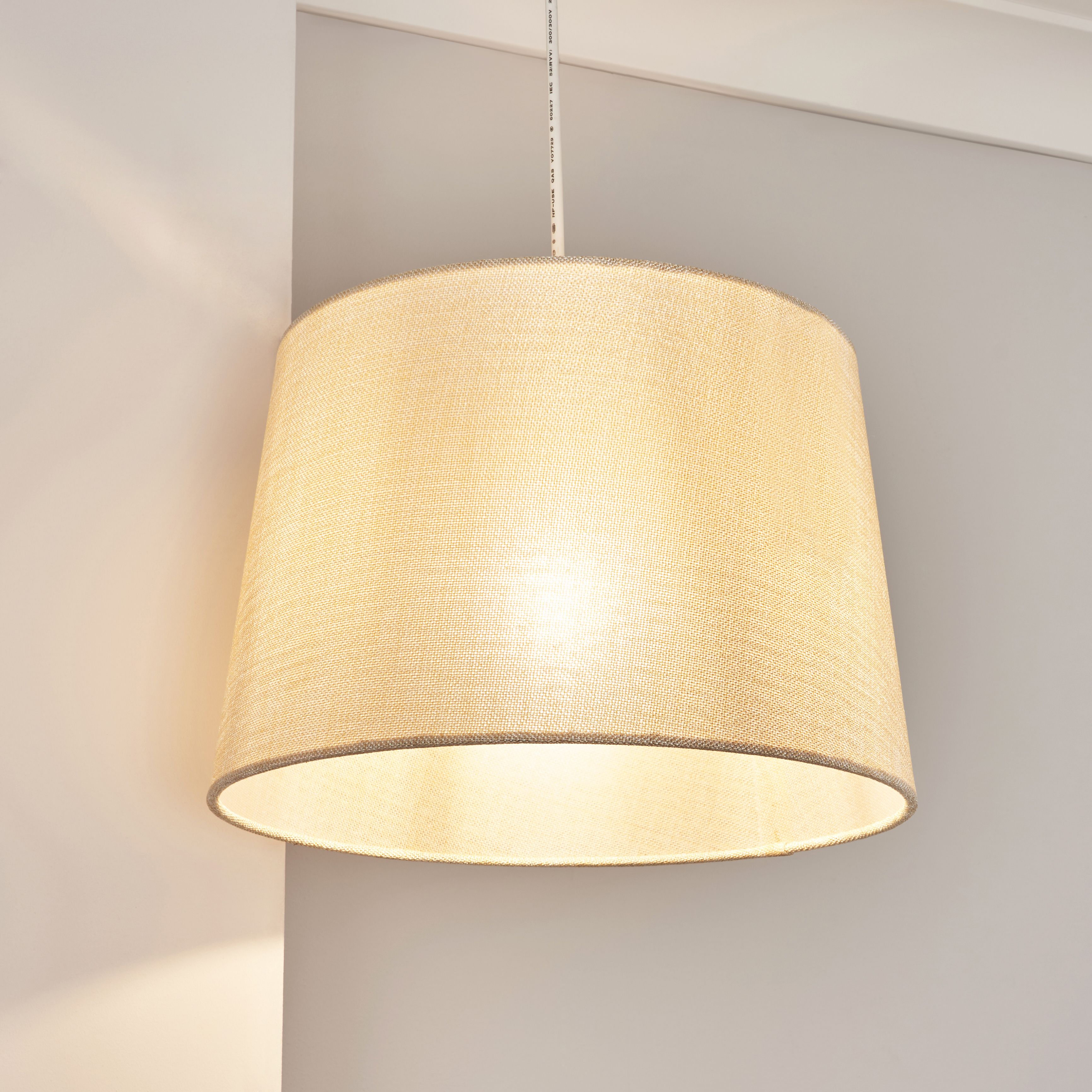 Champagne on sale light shade