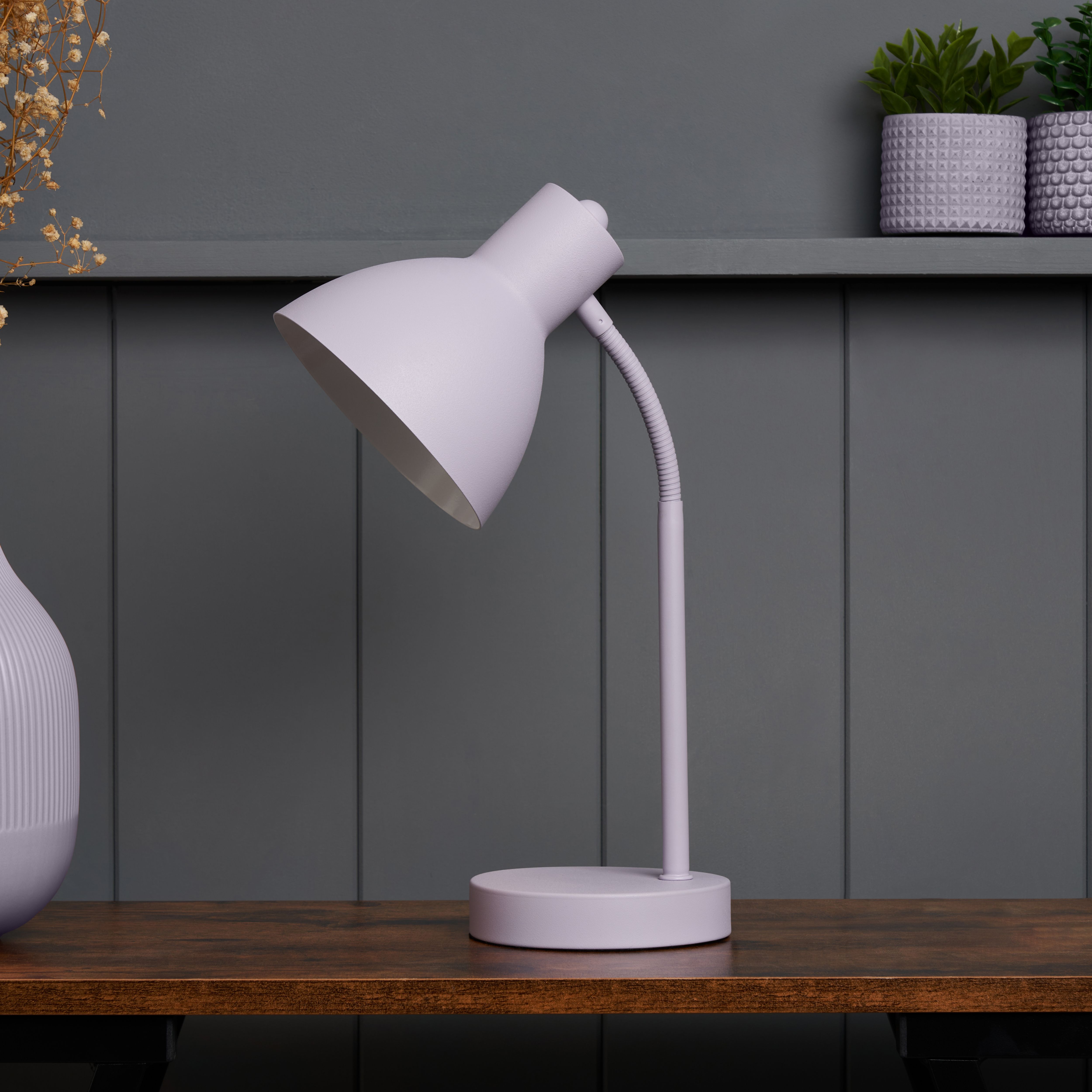 Inlight Tripp Matt Misty Lilac Desk lamp