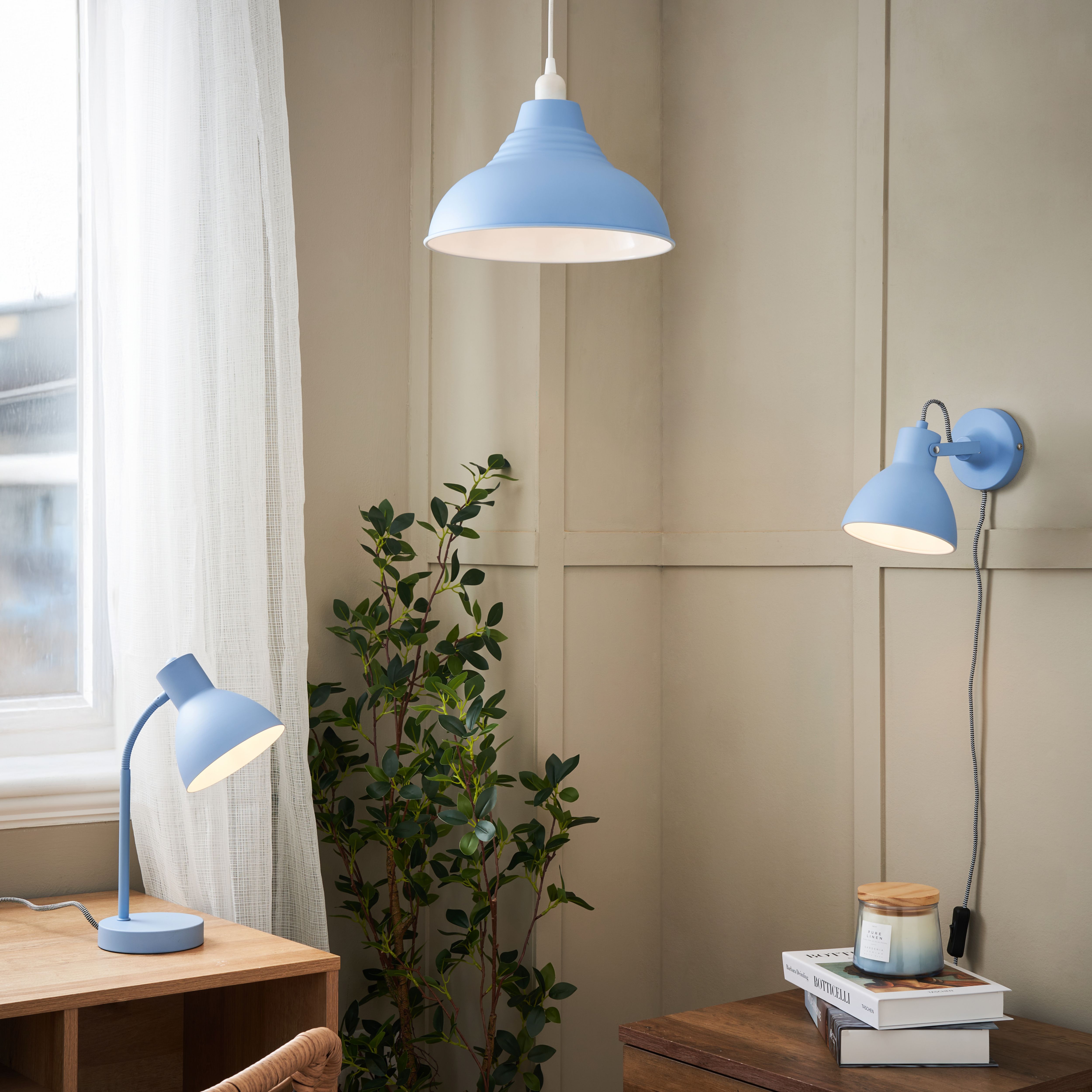 Inlight Tripp Matt Powder Blue Desk lamp