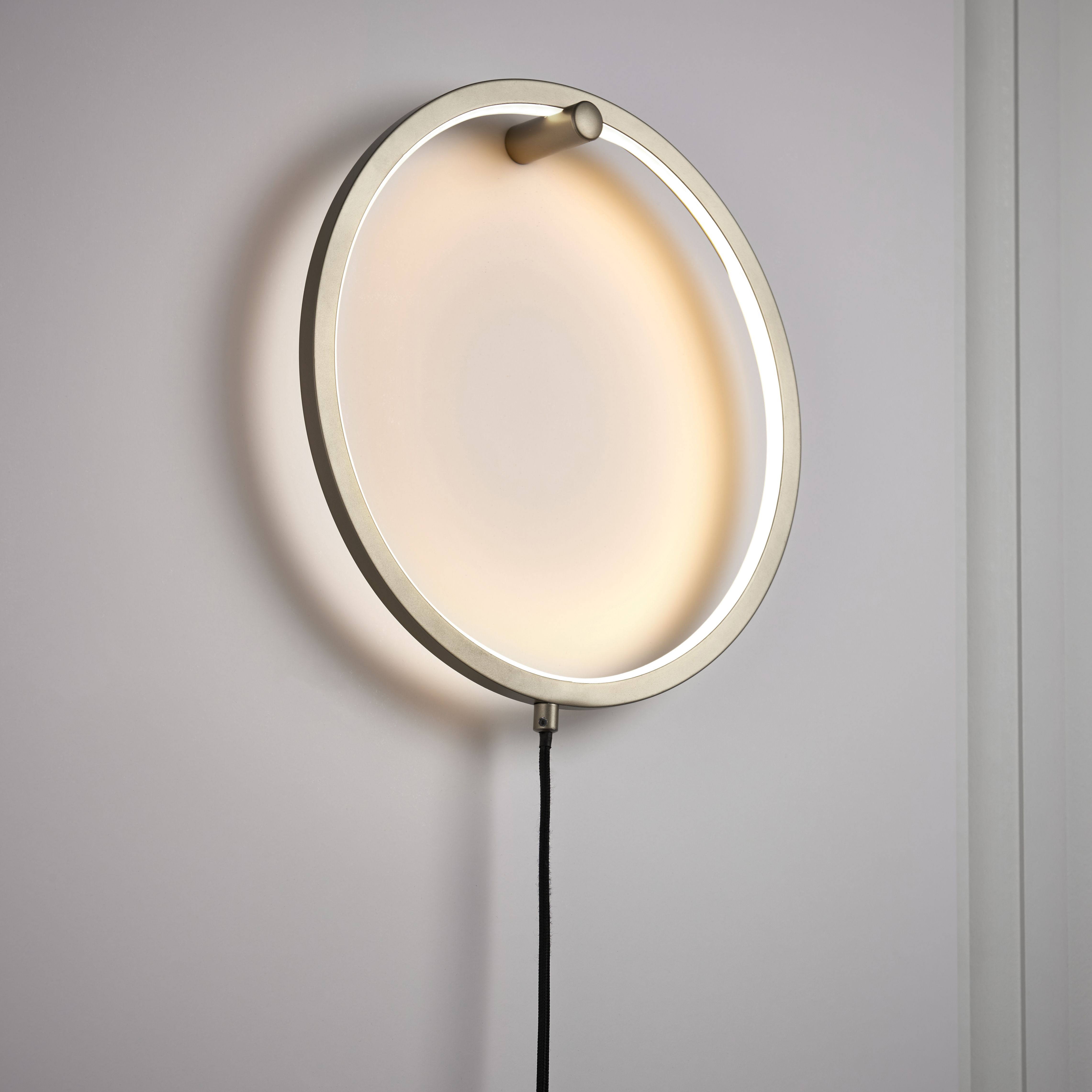 Iris Satin Silver effect Plug-in LED Wall light