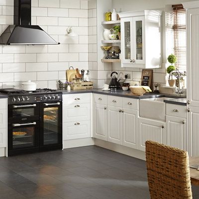 IT Kitchens Chilton White Country Style Oven housing Cabinet door (W)600mm (H)557mm (T)18mm