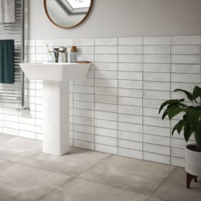 Johnson Tiles Maya White Gloss Structured Plain Textured Ceramic Indoor Wall Tile, Pack of 54, (L)245mm (W)75mm