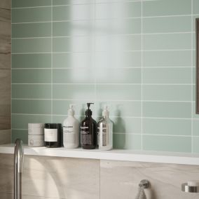 Johnson Tiles Mayfair Leaf green Gloss Plain Ceramic Indoor Wall tile, Pack of 54, (L)245mm (W)75mm