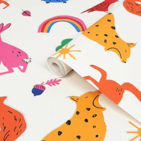 Joules Multicolour Country critters Smooth Wallpaper Sample