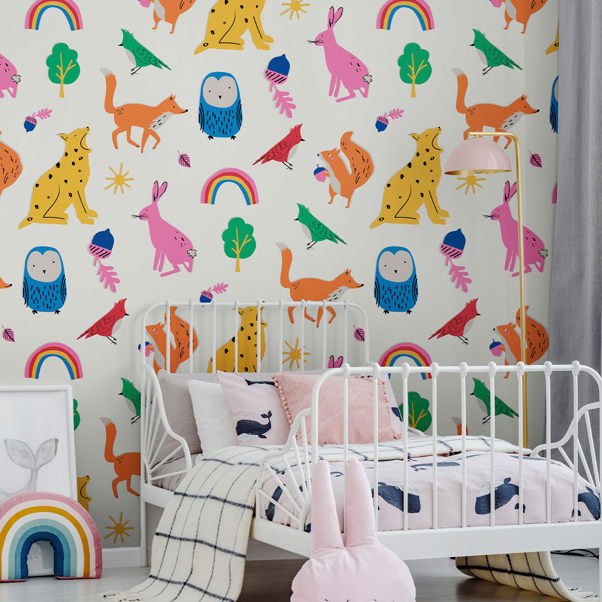 Joules Multicolour Country critters Smooth Wallpaper